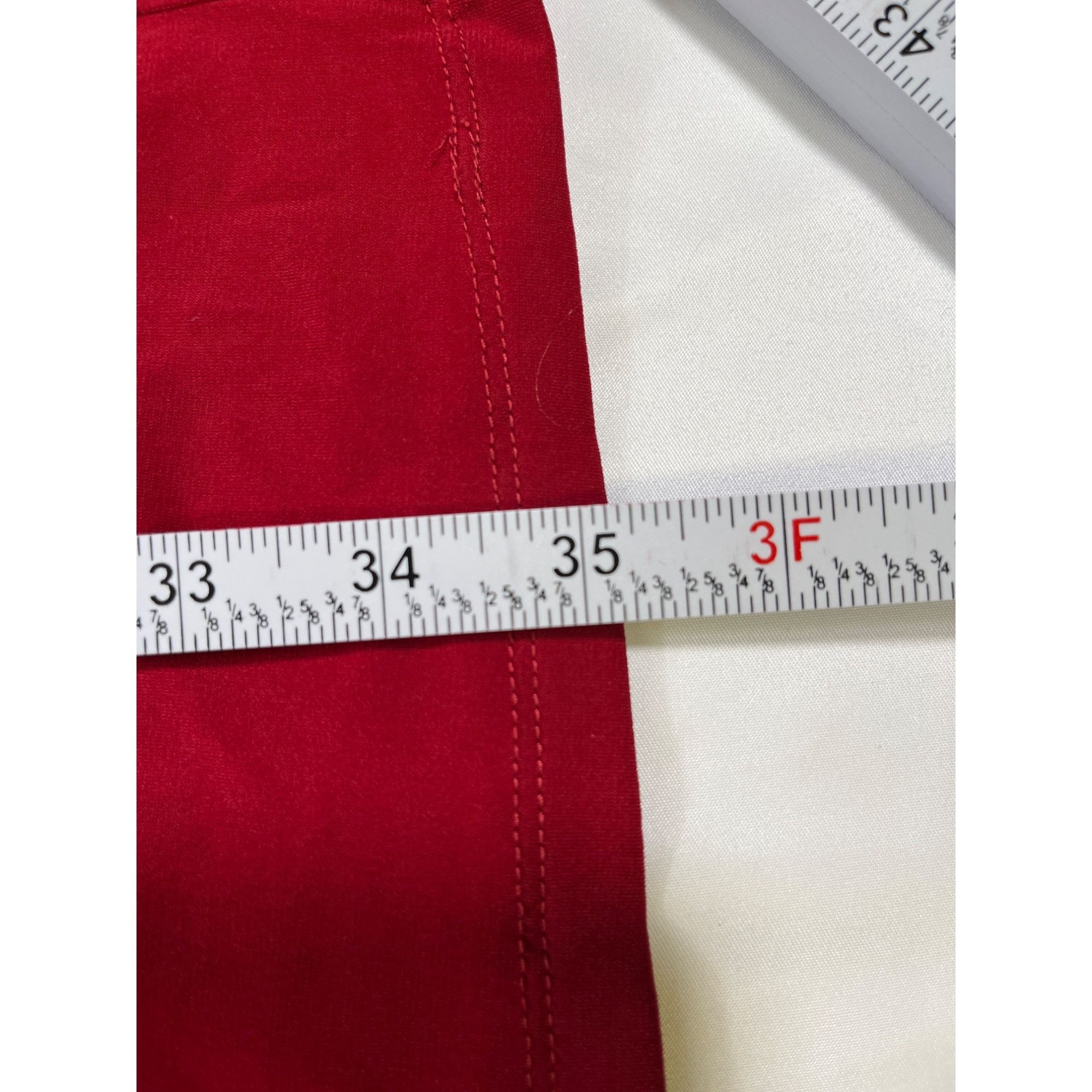 MAGGY LONDON Maggy London SKU 7612 Red Ruffle V-Neck Dress Size 10 Size L / US 10 / IT 46 - 9 Thumbnail