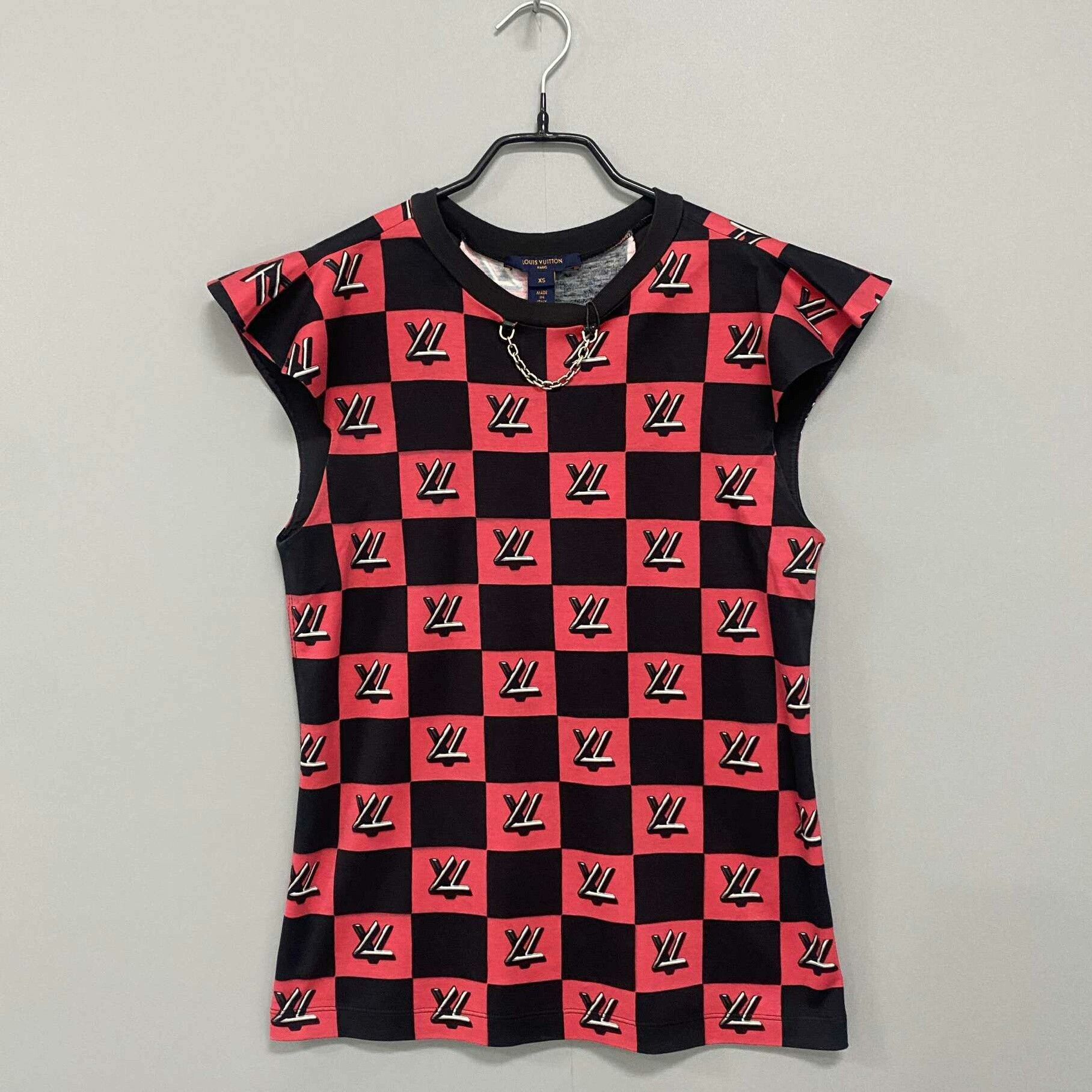 Louis Vuitton Louis Vuitton Plaid Black T-Shirt XS Women Size XS / US 0-2 / IT 36-38 - 1 Thumbnail