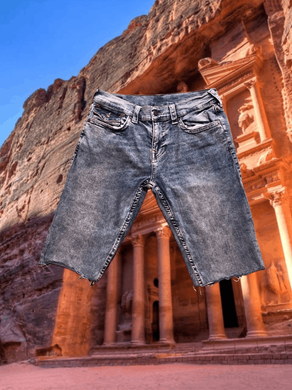 True Religion Vintage denim shorts Y2K True Religion RICKY logo Size US 32 / EU 48 - 1 Thumbnail