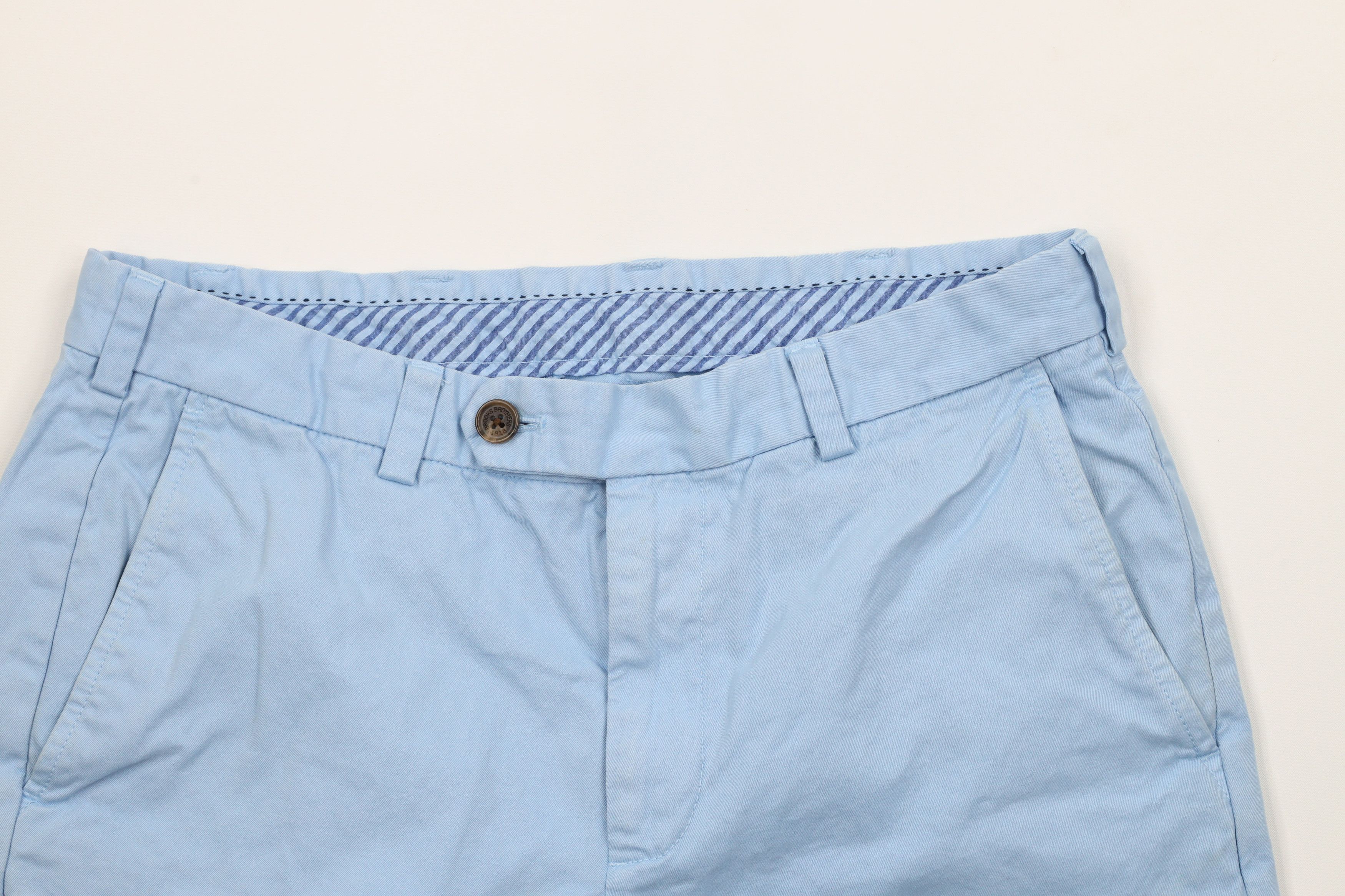 Brooks Brothers × Vintage Vintage Brooks Brothers Bermuda Chino Shorts Carolina Blue Size US 34 / EU 50 - 2 Thumbnail