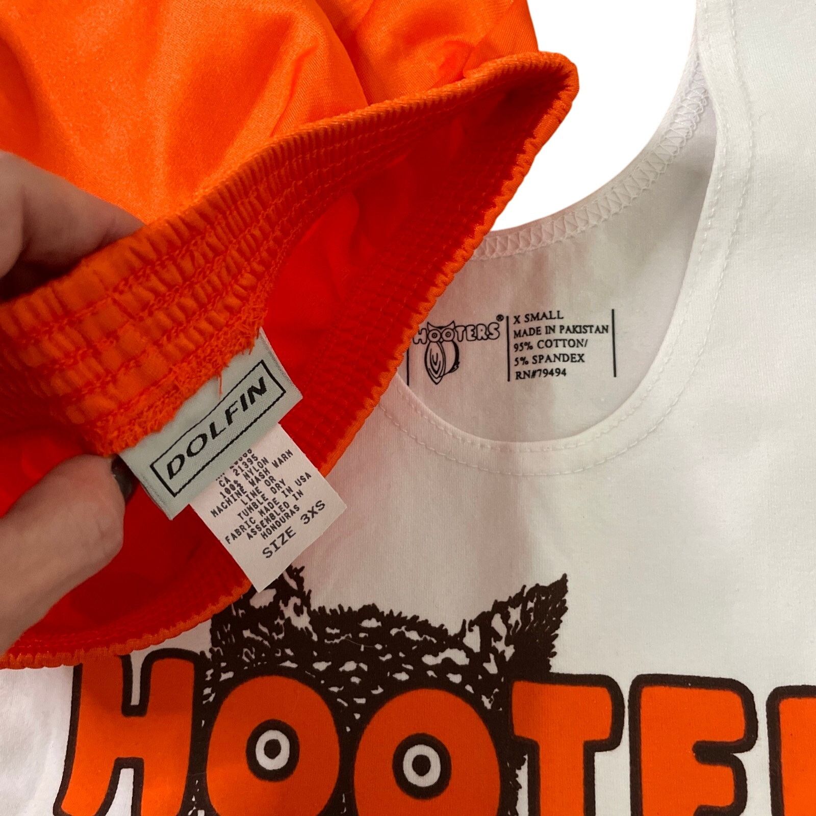 Other New Women’s Hooters Vintage Uniform Tank Shorts Fla Xs/Xxxs Size XXS / US 00 / IT 34 - 6 Thumbnail