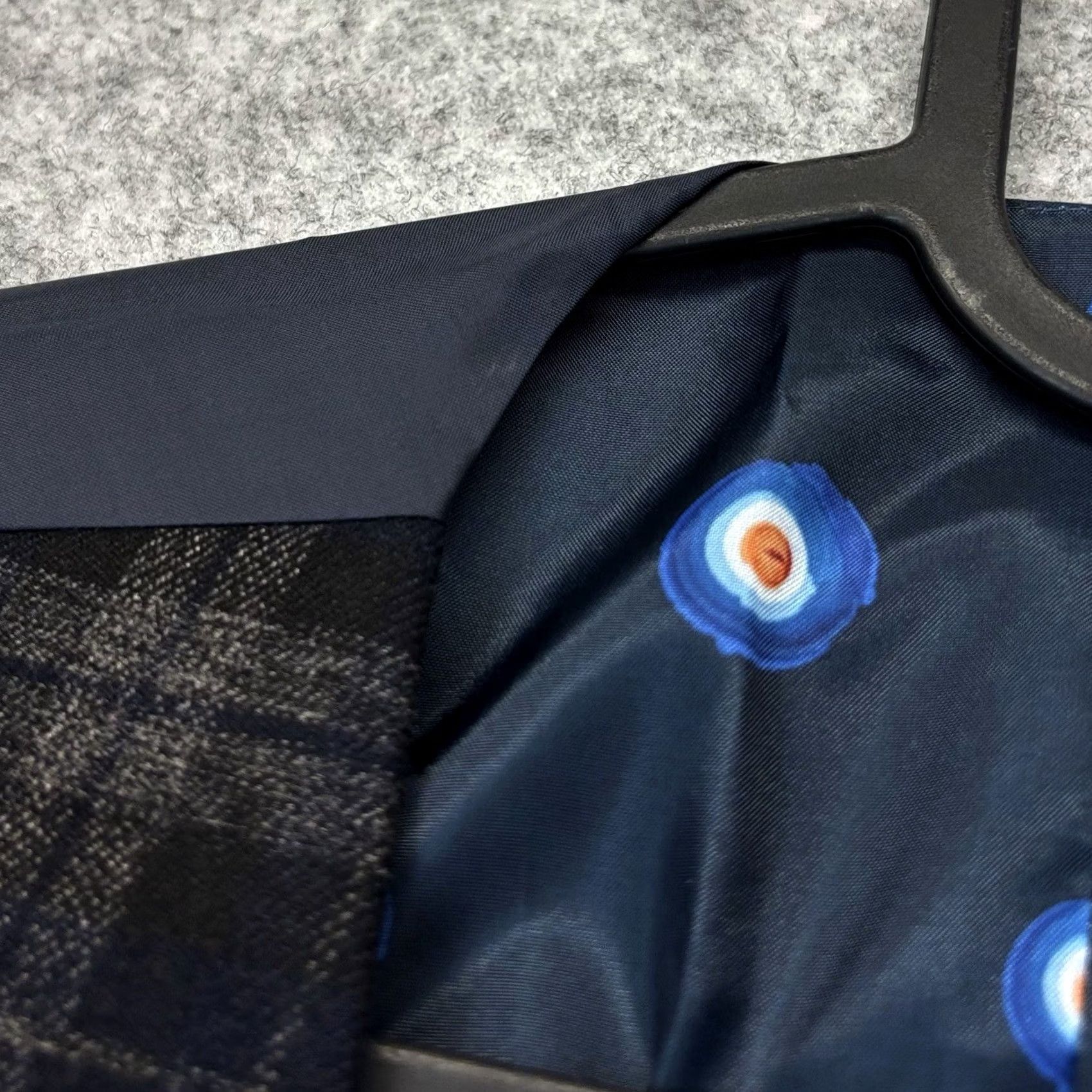 Ben Sherman VINTAGE Ben Sherman Waistcoat UK36R Slim Black / Navy Check Mens New With Defect Size US XXS / EU 40 - 4 Thumbnail