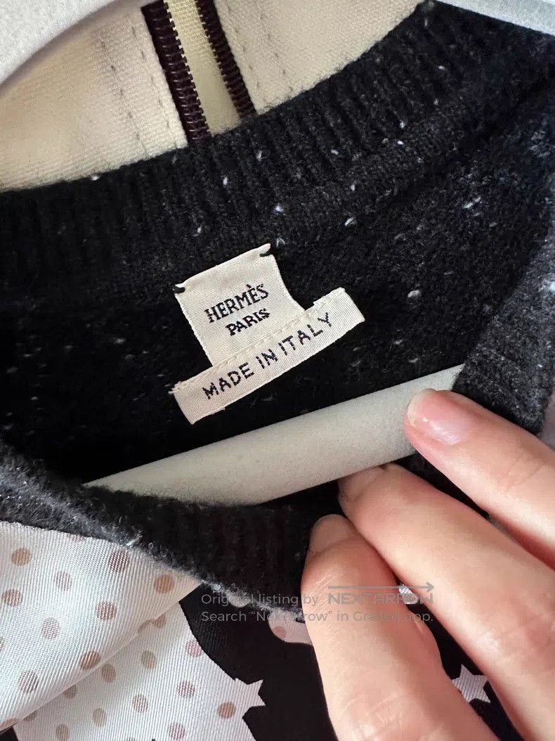 Hermes Hermes Oversized sweater with silk scarf fabric in the fro Size XS / US 0-2 / IT 36-38 - 3 Thumbnail