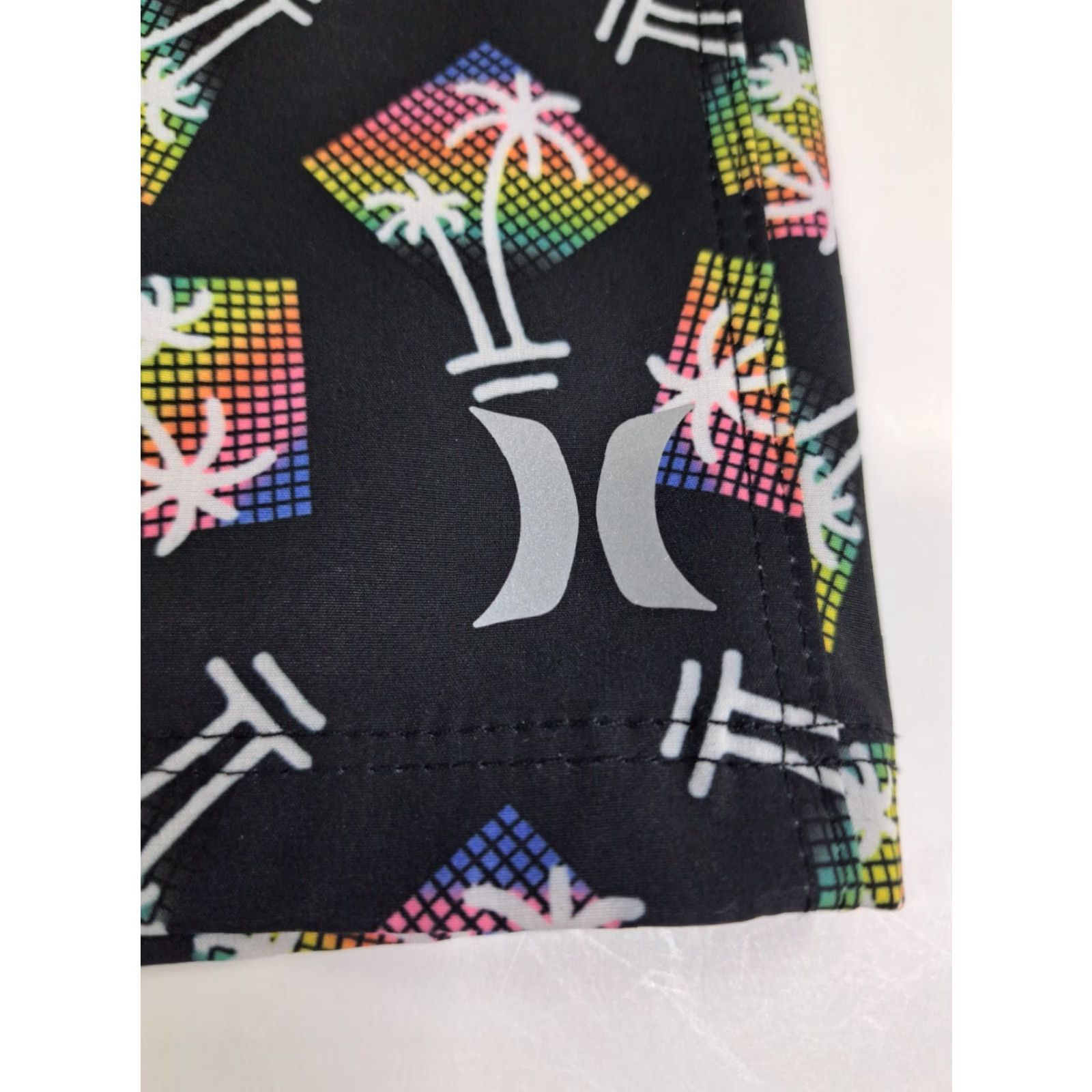Hurley Hurley Mens Board Shorts Black/Multicolored Palm Trees 32 Quick Dry Stretch Drawstring Back Pocket Surfing Beach Gomer Tropical Regular Mens Size US 32 / EU 48 - 6 Thumbnail