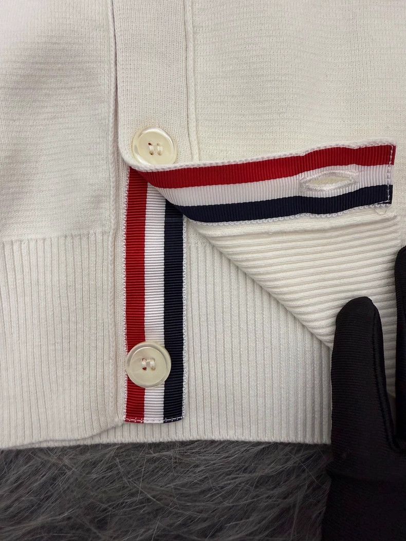 Thom Browne thom browneSlim single-breasted striped knitted cardigan ja Size US S / EU 44-46 / 1 - 5 Thumbnail