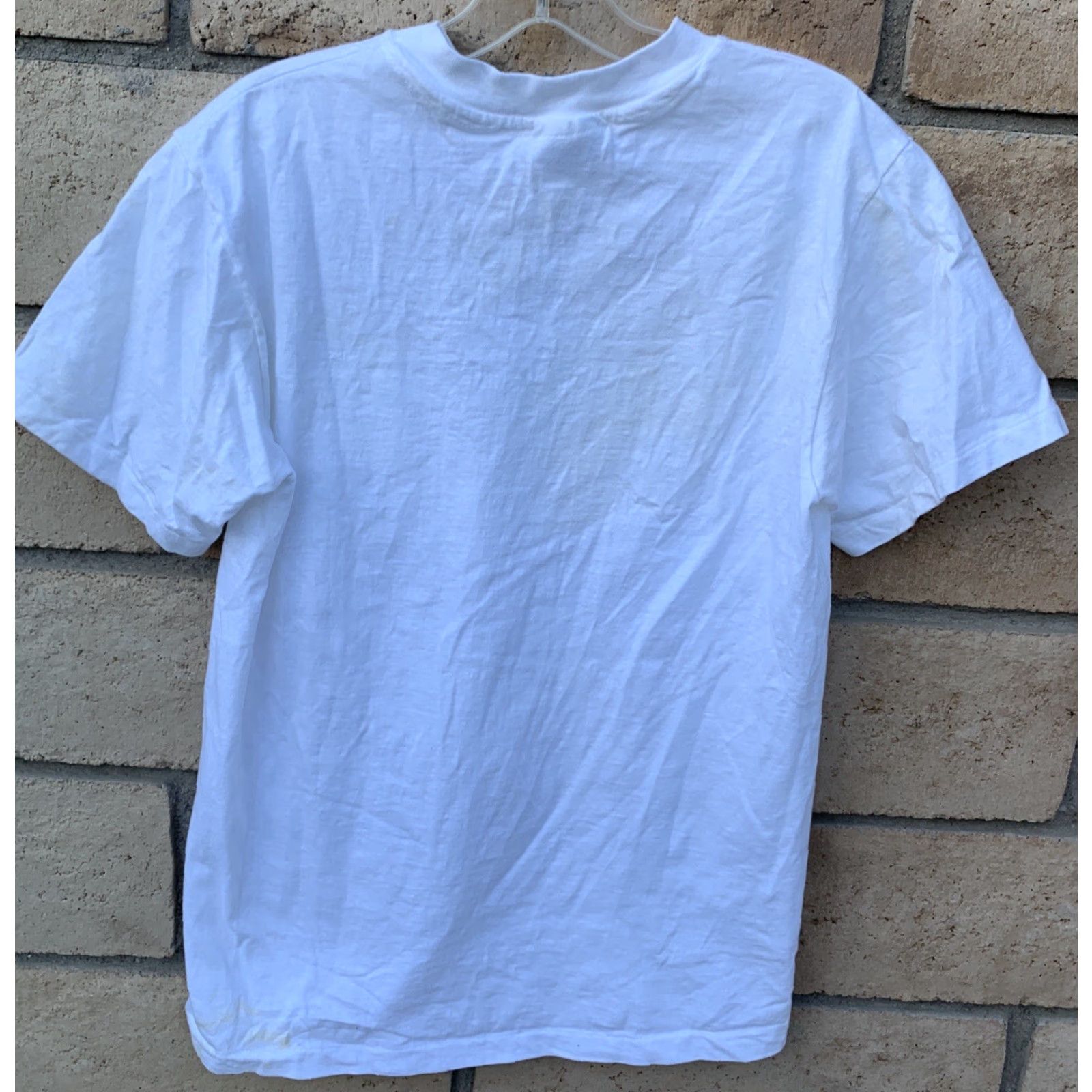 Hanes VINTAGE Hanes Beefy-T 44 Ace of Clubs Pocket T Shirt Mens M White Cotton Single Stitch Graphic Print 1980s Size US M / EU 48-50 / 2 - 6 Thumbnail