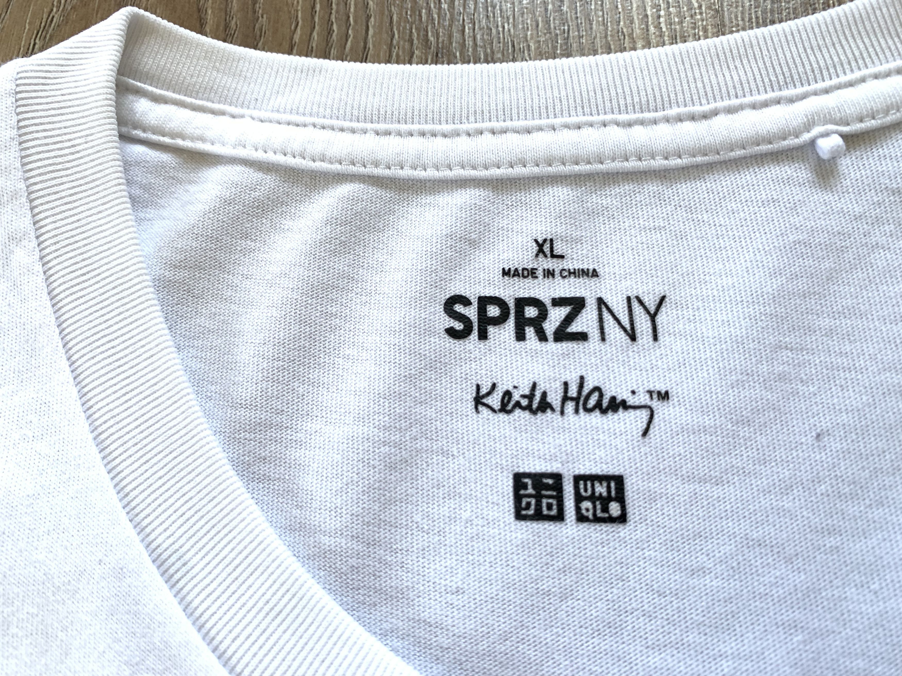 Japanese Brand × Keith Haring × Uniqlo Keith Haring Uniqlo White Pocket T Shirt Size US XL / EU 56 / 4 - 8 Thumbnail