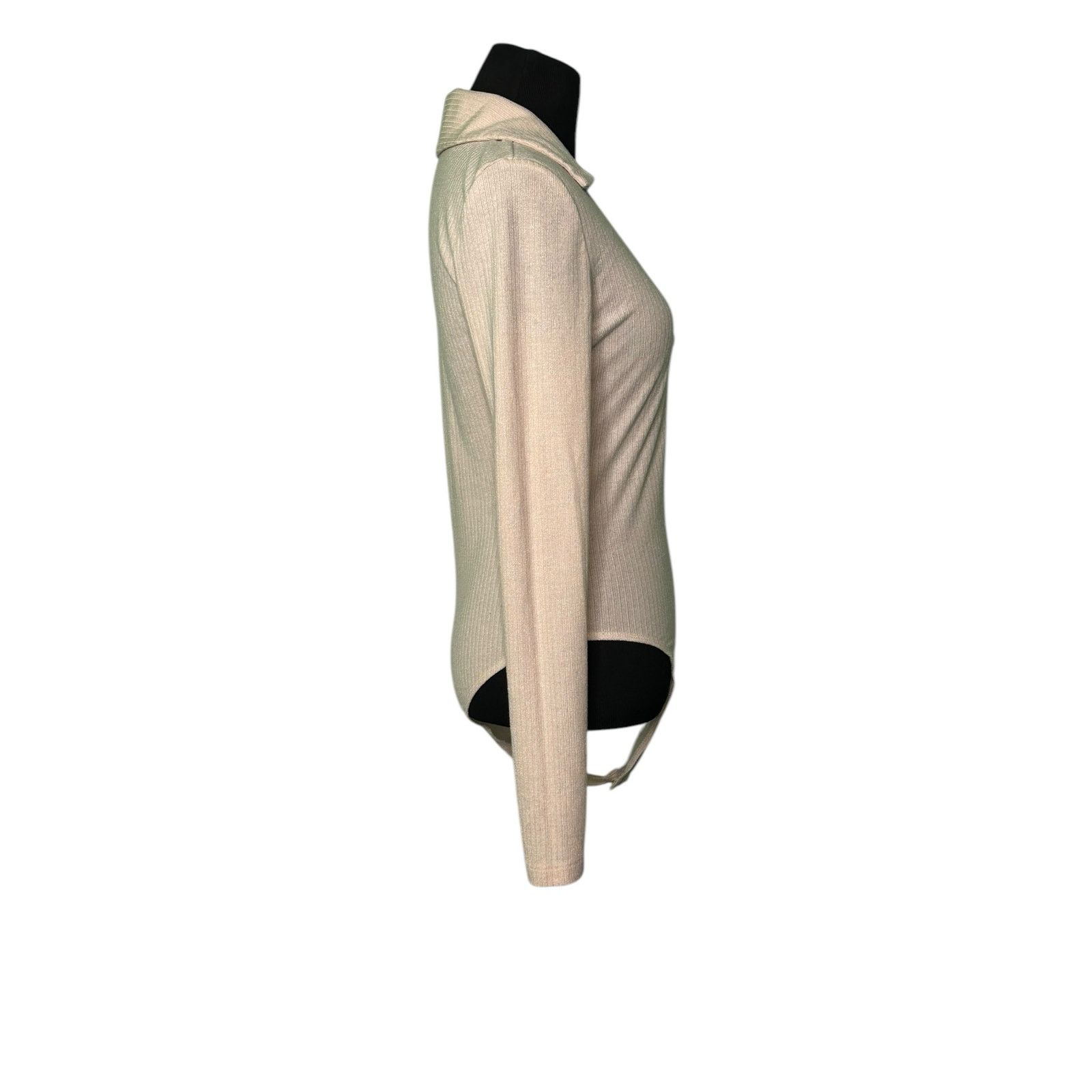 Shein Shein beige long sleeves knit bodysuit size Small Size S / US 4 / IT 40 - 9 Thumbnail