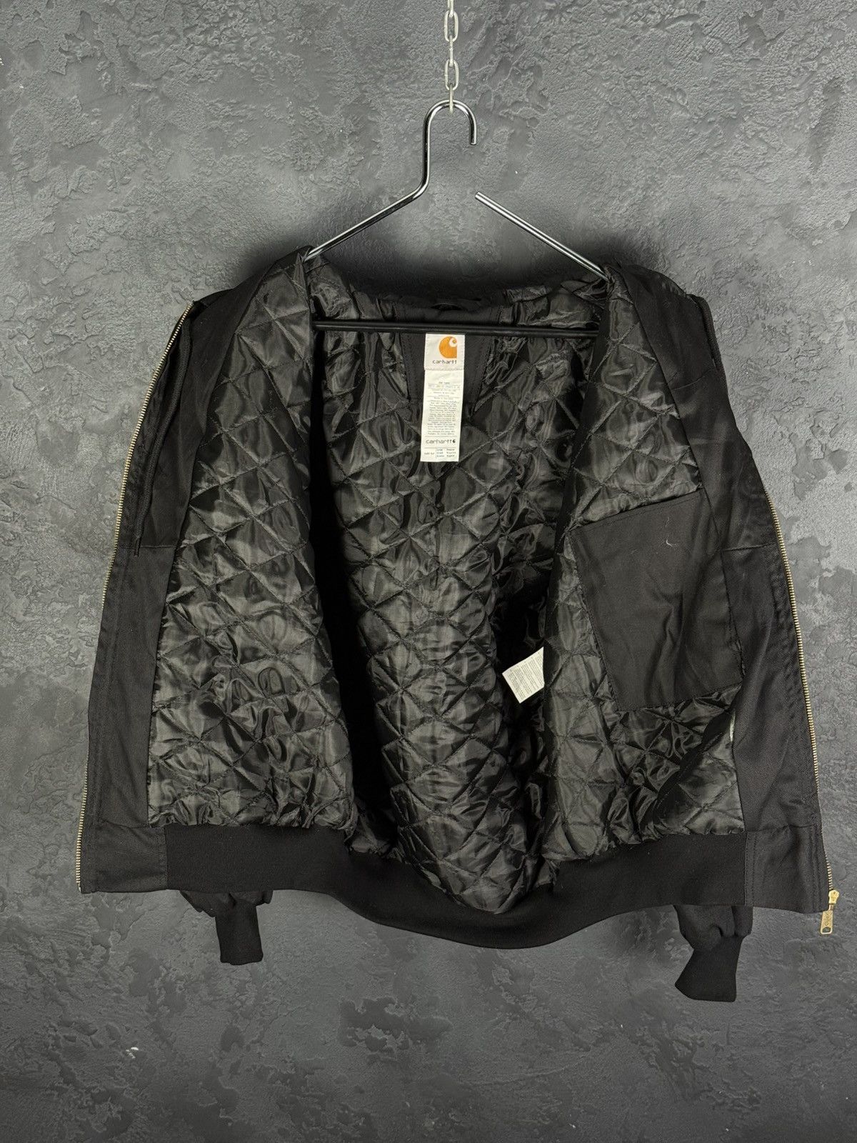 Carhartt CARHARTT Black Quilted Hooded Jacket Size Large MADE IN USA Size US L / EU 52-54 / 3 - 12 Thumbnail