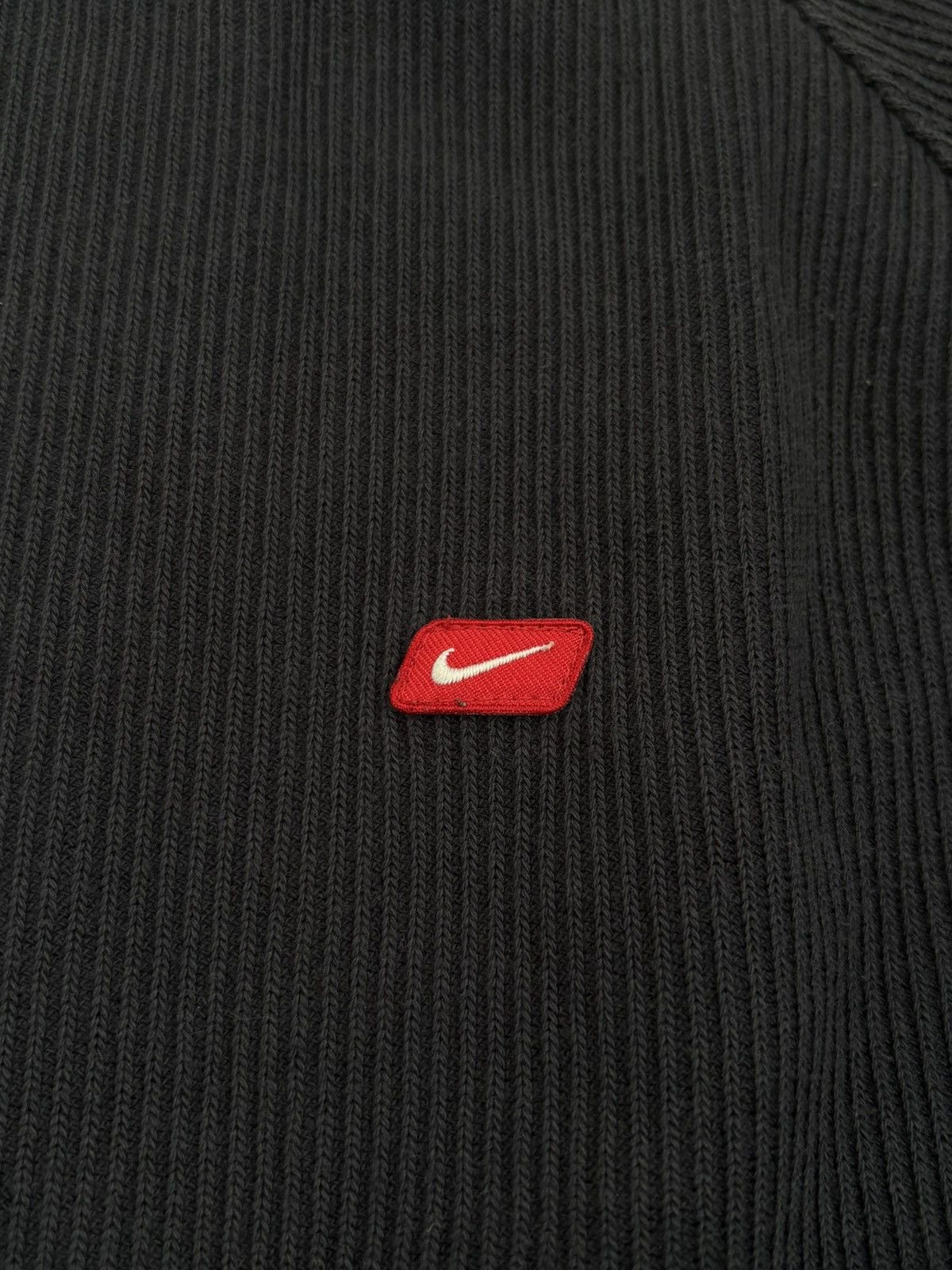 Nike Vintage Nike y2k sweatshirt embroidery swoosh Size US L / EU 52-54 / 3 - 9 Thumbnail