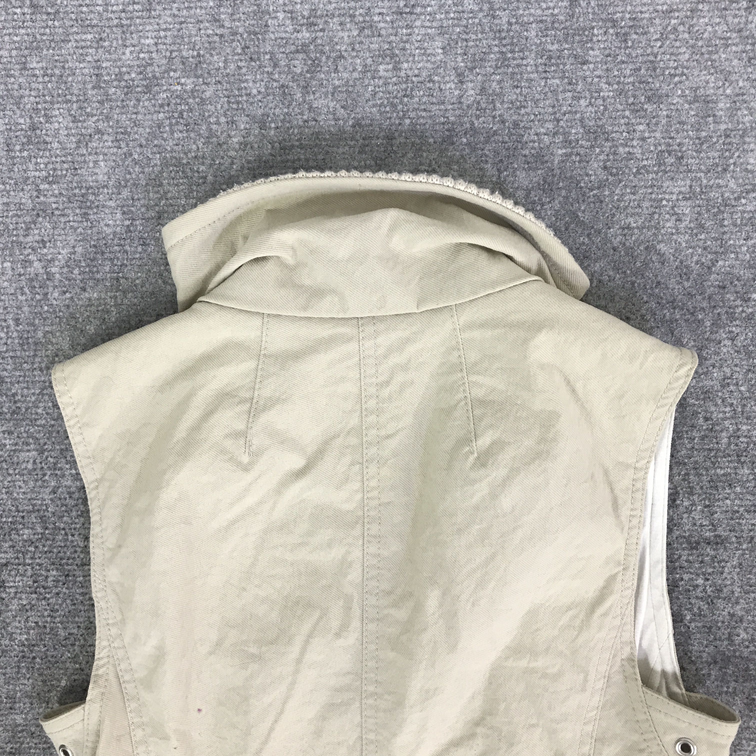 yoshie inaba YOSHIE INABA RARE DESIGN VEST K108B22 Size US XS / EU 42 / 0 - 4 Thumbnail