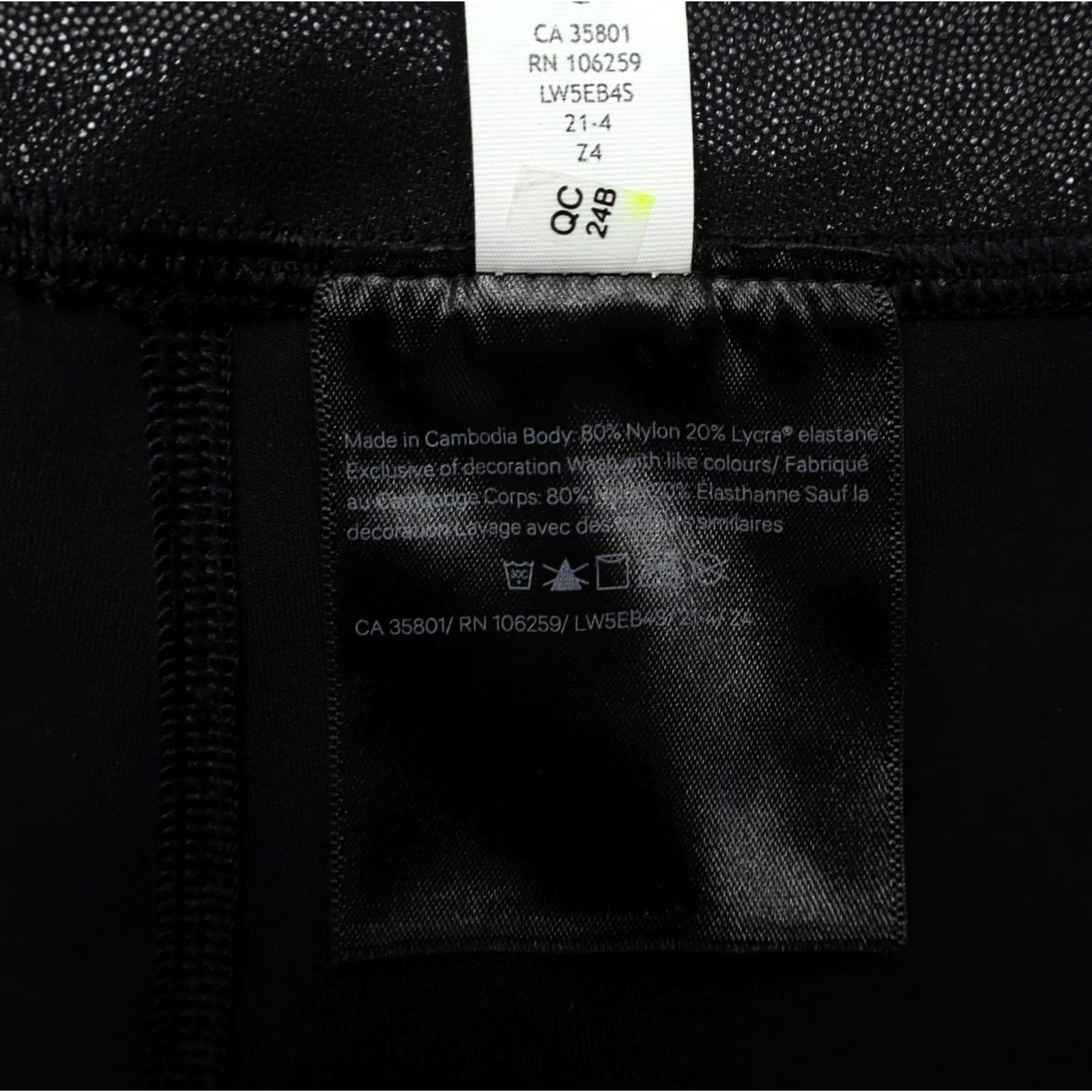 Lululemon Lululemon Align Pant Women's 25" Inseam Black Size 18 High Rise Leggings Shine Foil Print Flecked Pattern Size 40" / US 18 - 6 Thumbnail
