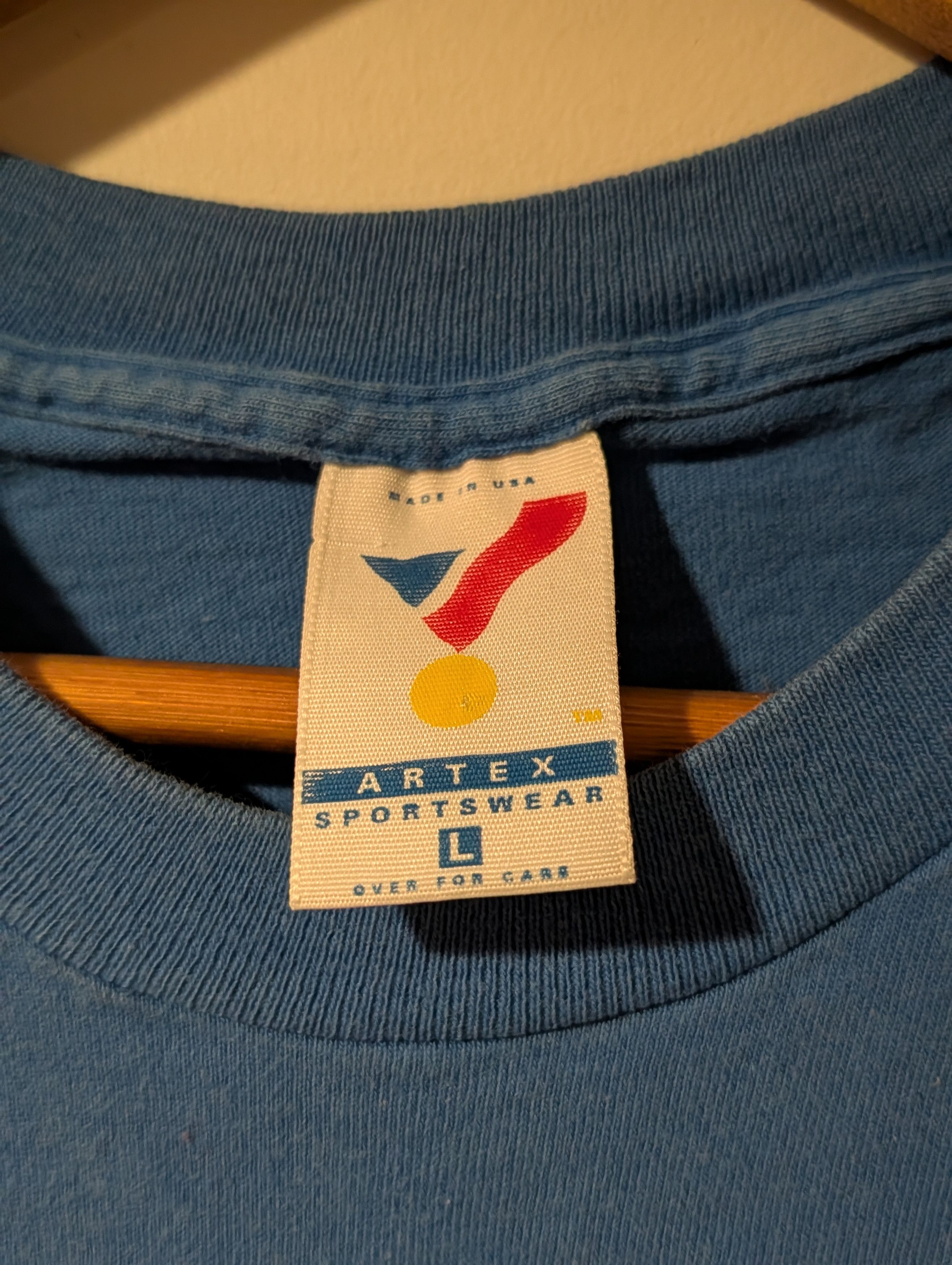 NFL Vintage New York Giants Helmet Artex T-Shirt Size Large 1993 Size US L / EU 52-54 / 3 - 4 Thumbnail