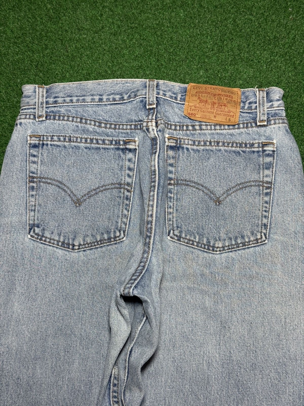 Levi's Vintage Clothing Vintage Levi’s 560 Loose Straight Leg Baggy 10 32x30 Jeans Size 32" / US 10 / IT 46 - 2 Thumbnail