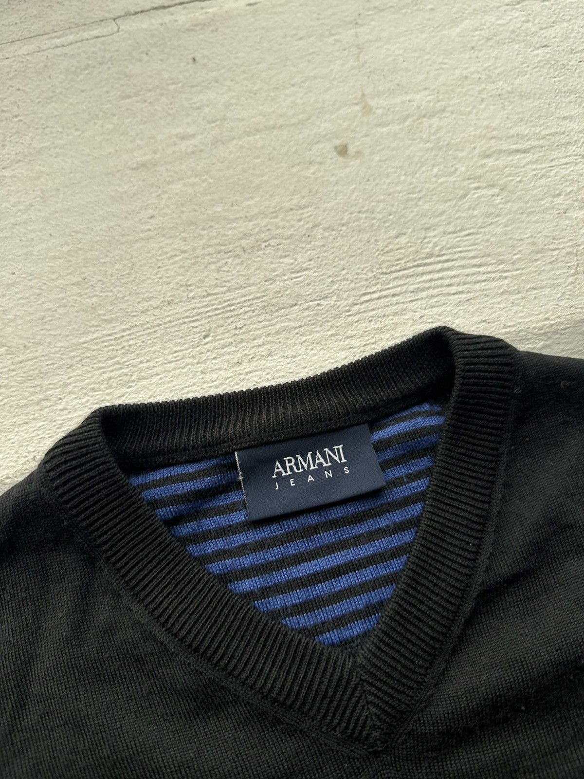 Armani 🚨 ARMANI JEANS LONGSLEEVE SWEATER VNTG 90s Italy Size US M / EU 48-50 / 2 - 6 Thumbnail