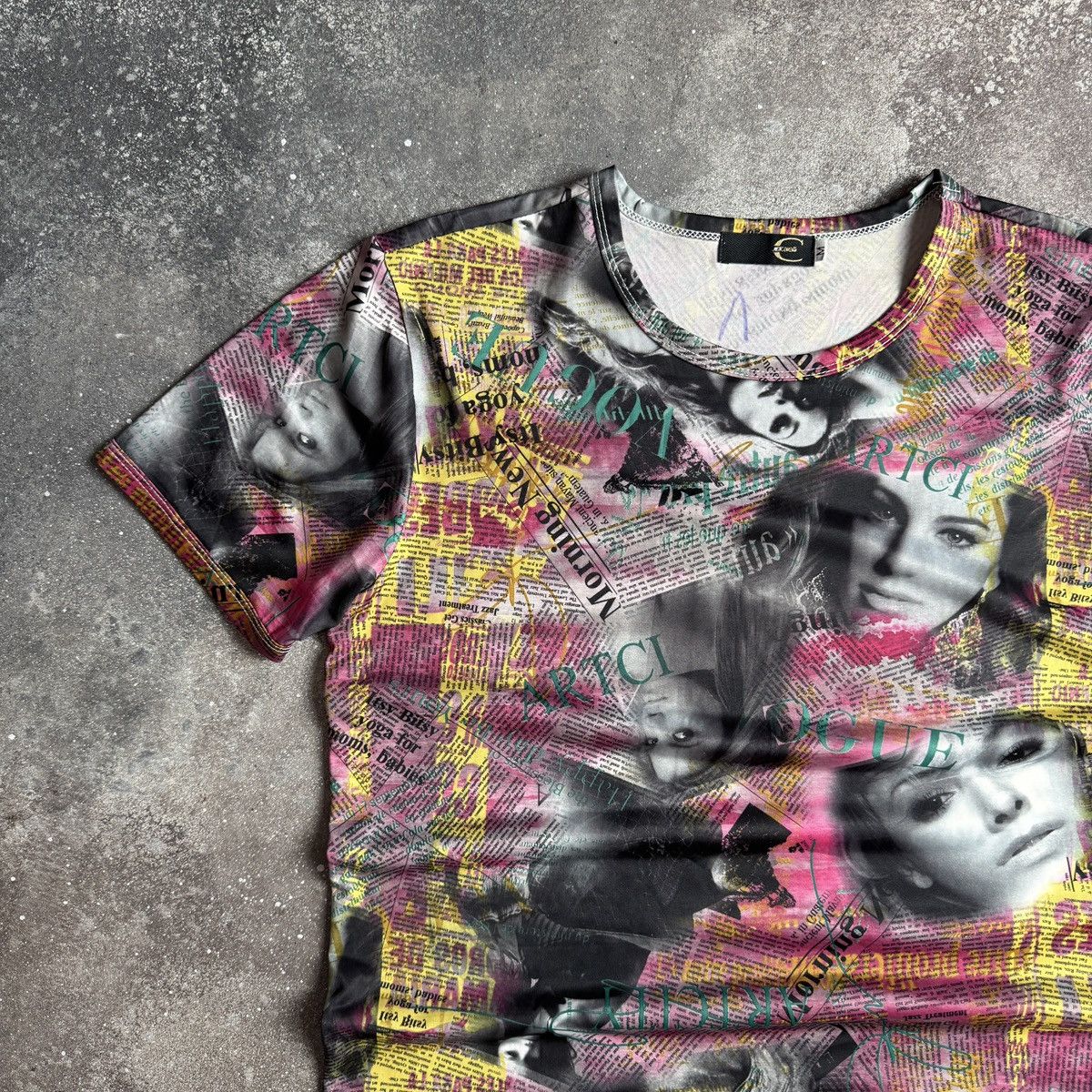 Roberto Cavalli Just Cavalli by Roberto Cavalli Vintage Y2K Glam T-Shirt Size M / US 6-8 / IT 42-44 - 2 Thumbnail