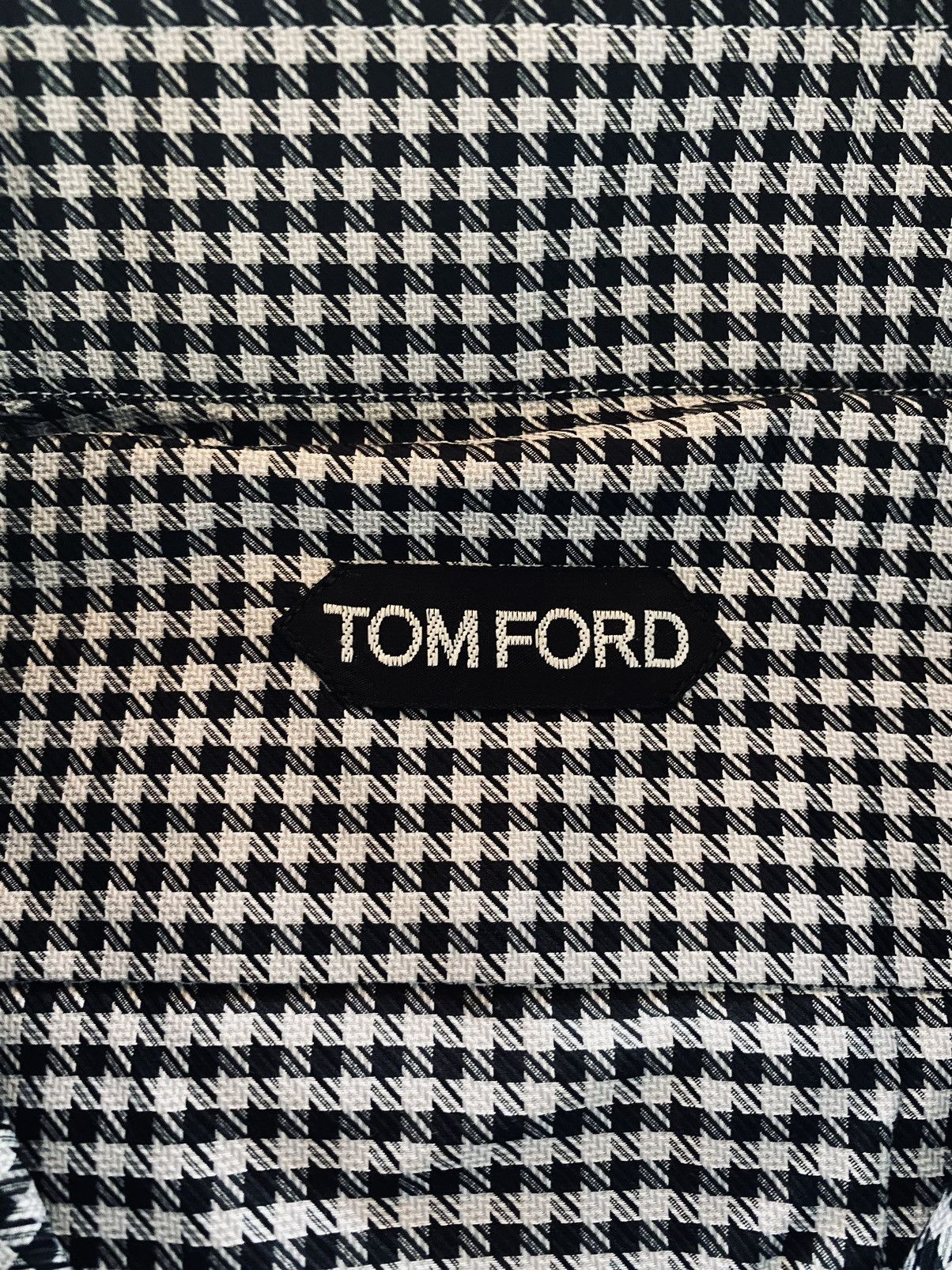 Tom Ford Tom Ford blk/silver houndstooth shirt 16 41e NEW Size US L / EU 52-54 / 3 - 2 Thumbnail