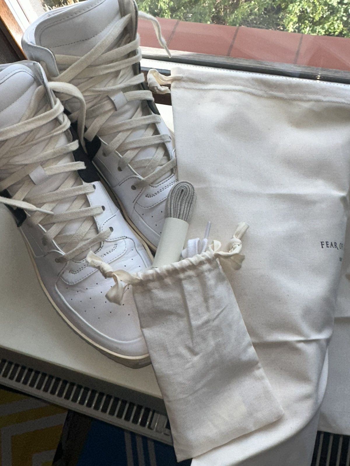 Fear of God Fear of god basketball sneaker one Size US 9 / EU 42 - 11 Thumbnail