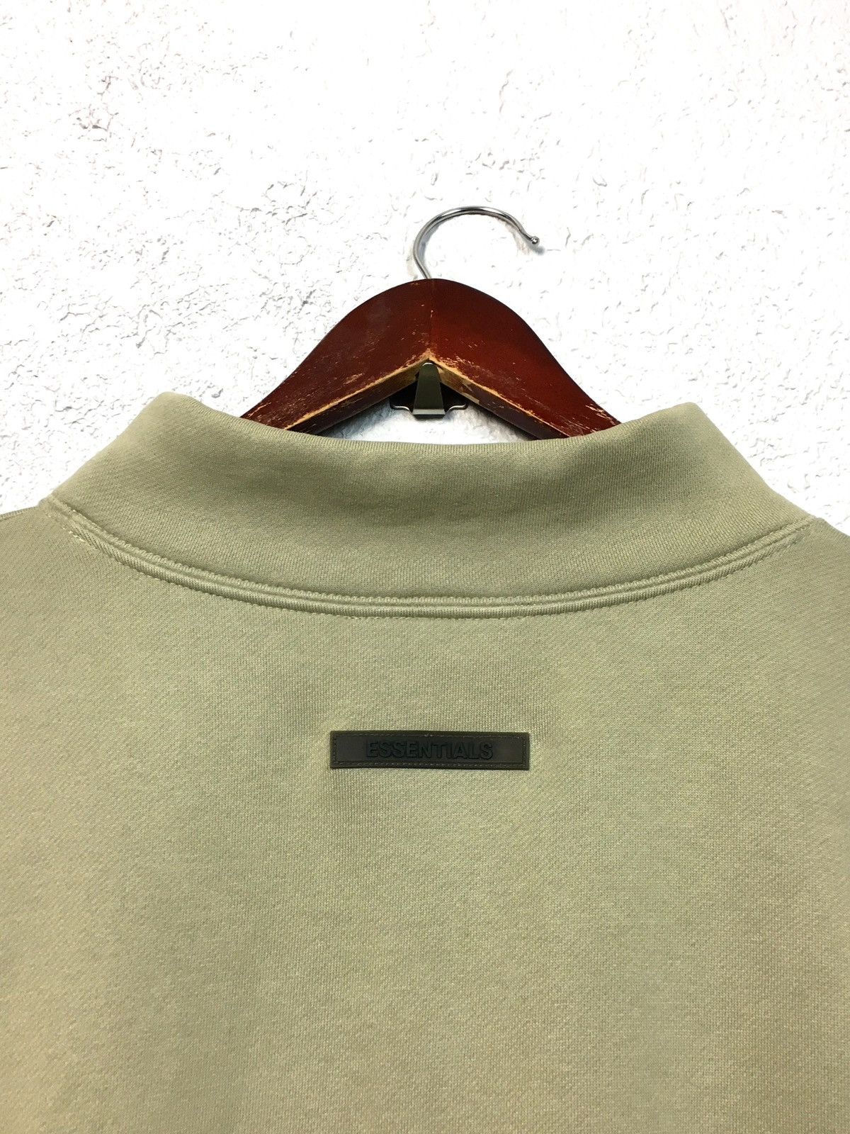 Fear of God crewneck FOG OF GOD ESSENTIALS Taupe Mock Neck Sweatshirt Size US XL / EU 56 / 4 - 7 Thumbnail