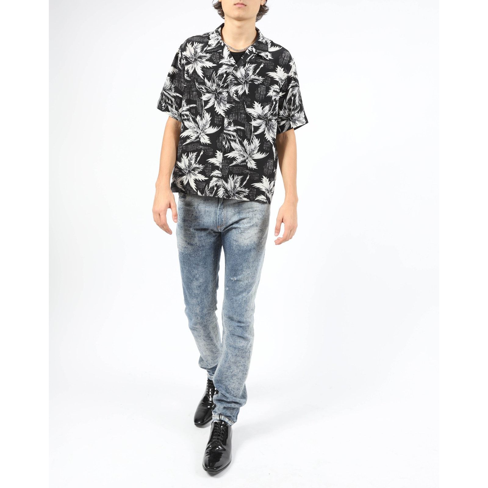Saint Laurent Paris SS14 Shortsleeve Shirt in Black & White Floral Printed Silk Size US L / EU 52-54 / 3 - 3 Thumbnail