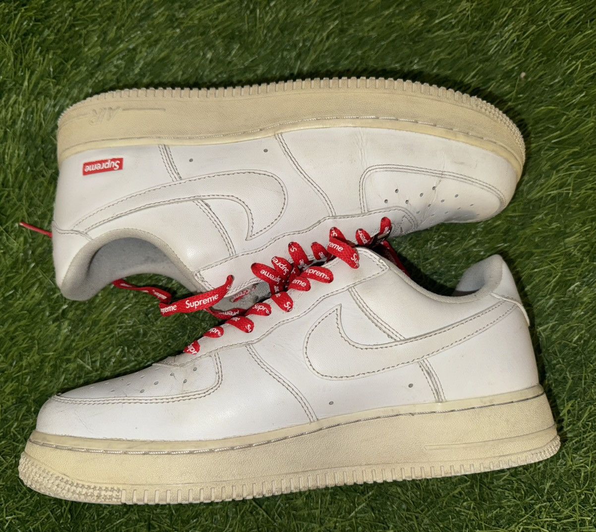 Nike × Supreme Nike Air Force 1 AF1 Supreme Sneakers Size US 8.5 / EU 41-42 - 4 Thumbnail