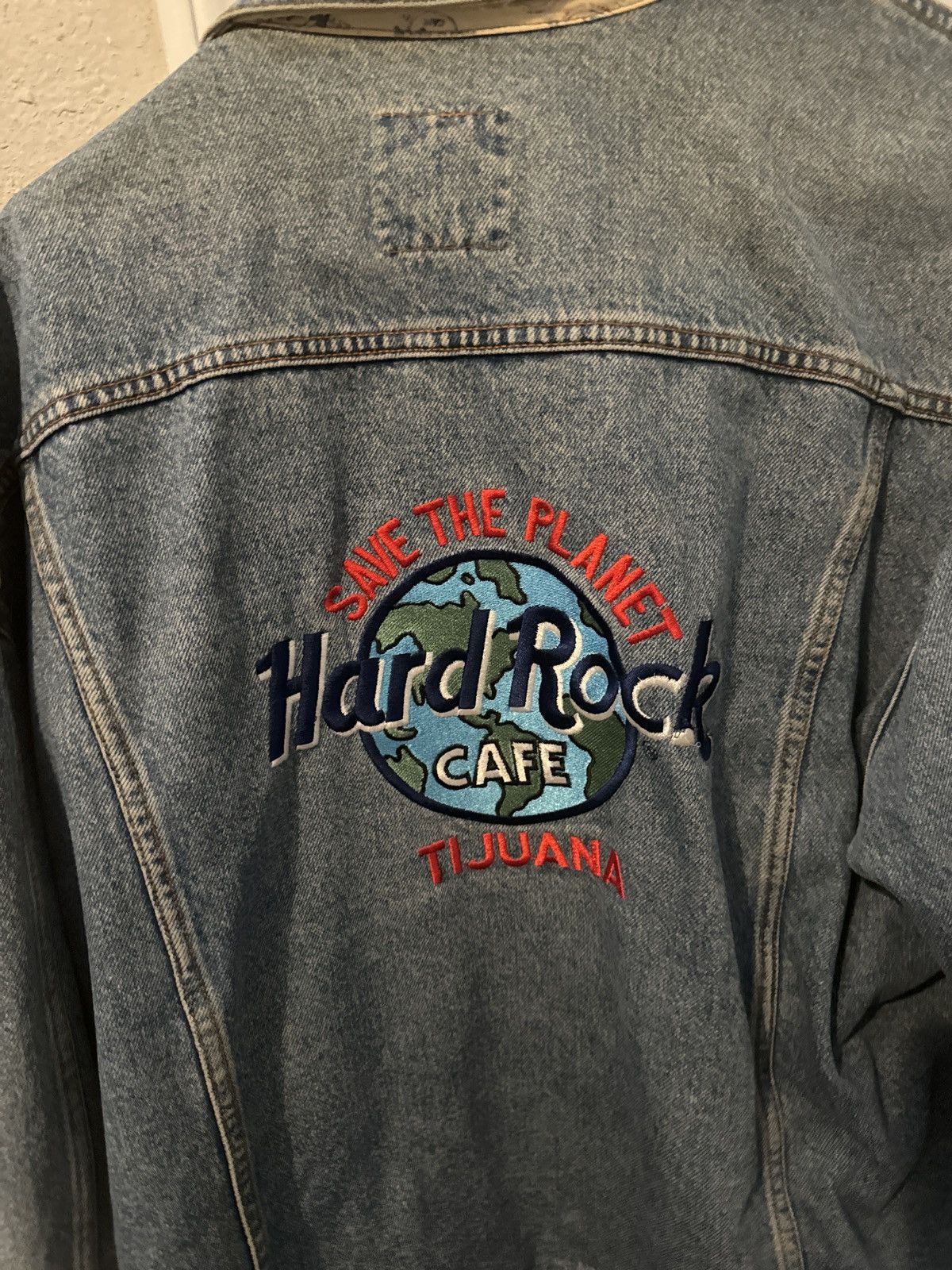 Hard Rock Cafe Vintage hard rock cafe denim jacket logo hype yeezy Size US XL / EU 56 / 4 - 1 Thumbnail