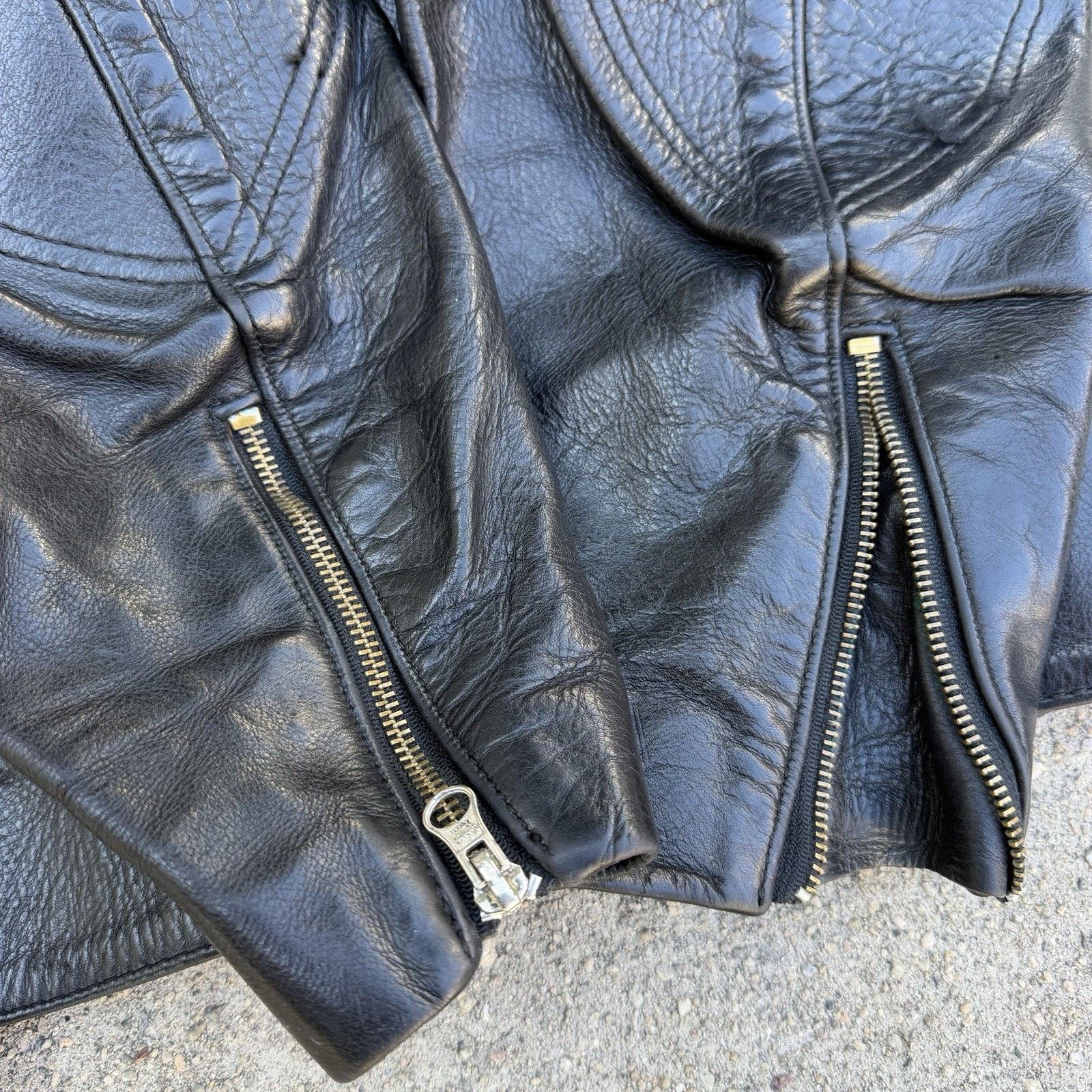 Leather × Vanson Leathers × Vintage Vintage Vanson Leather Black Motorcycle Jacket fits XL Men Size US XL / EU 56 / 4 - 5 Thumbnail