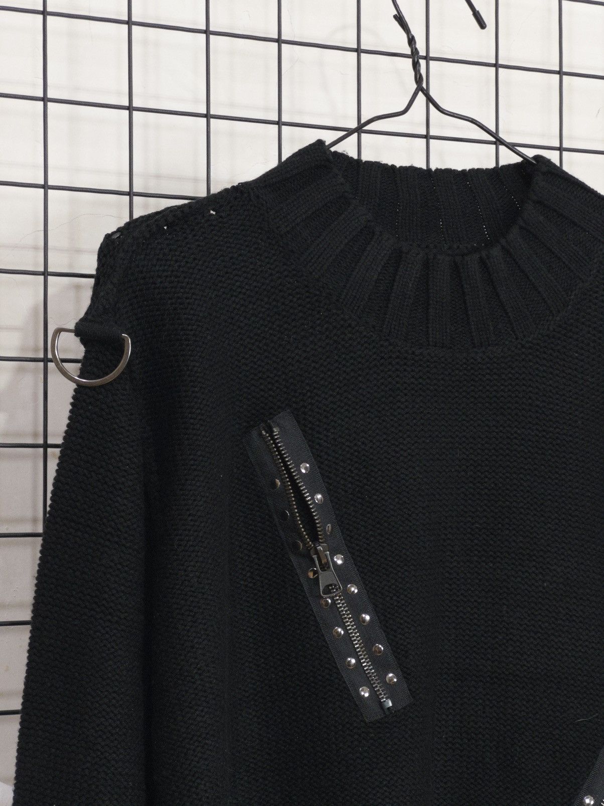 Vintage Black industrial knit sweater with zippers & D-rings Size M / US 6-8 / IT 42-44 - 2 Thumbnail