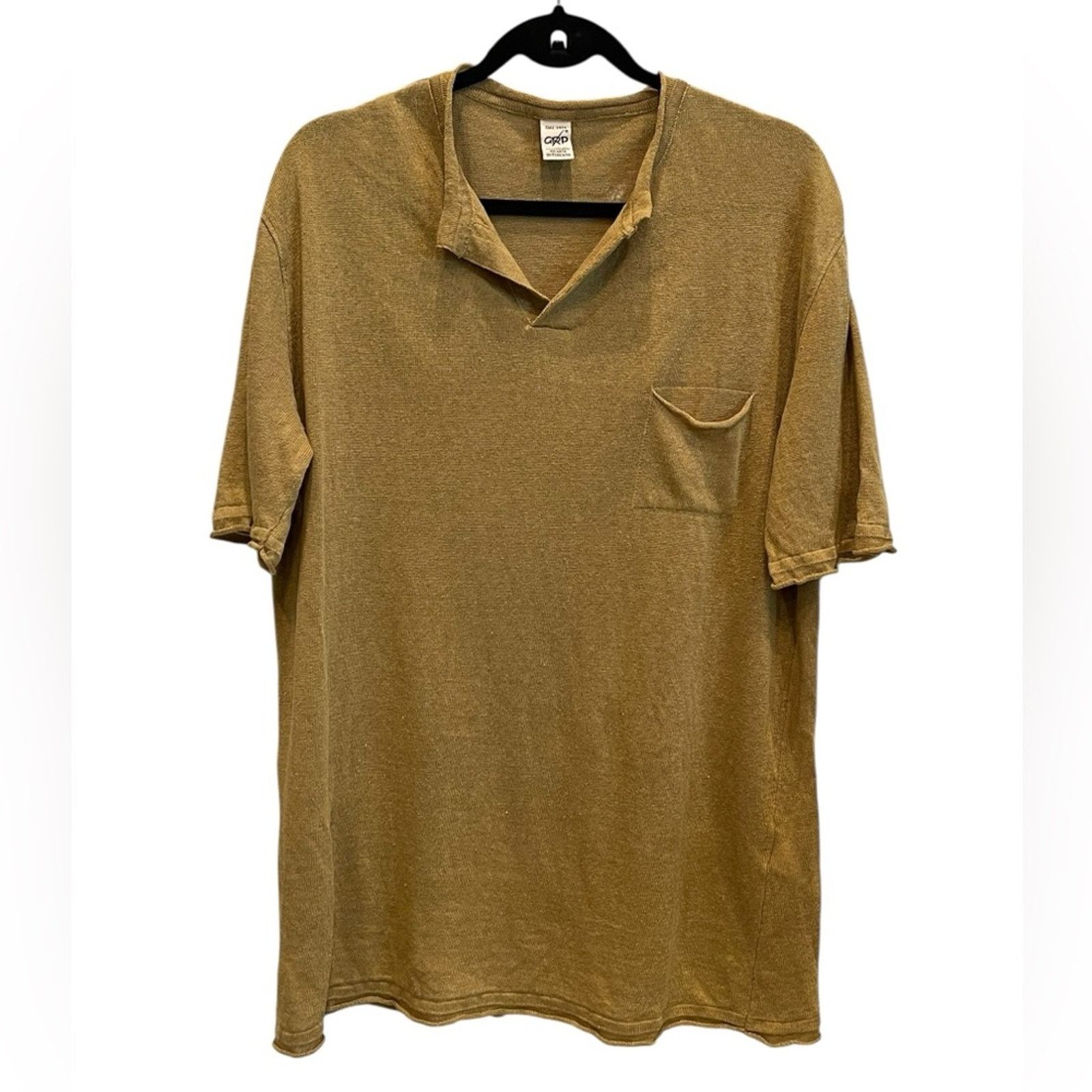 GRP GRP Knit short sleeve henley tee in military green linen Size US L / EU 52-54 / 3 - 1 Thumbnail