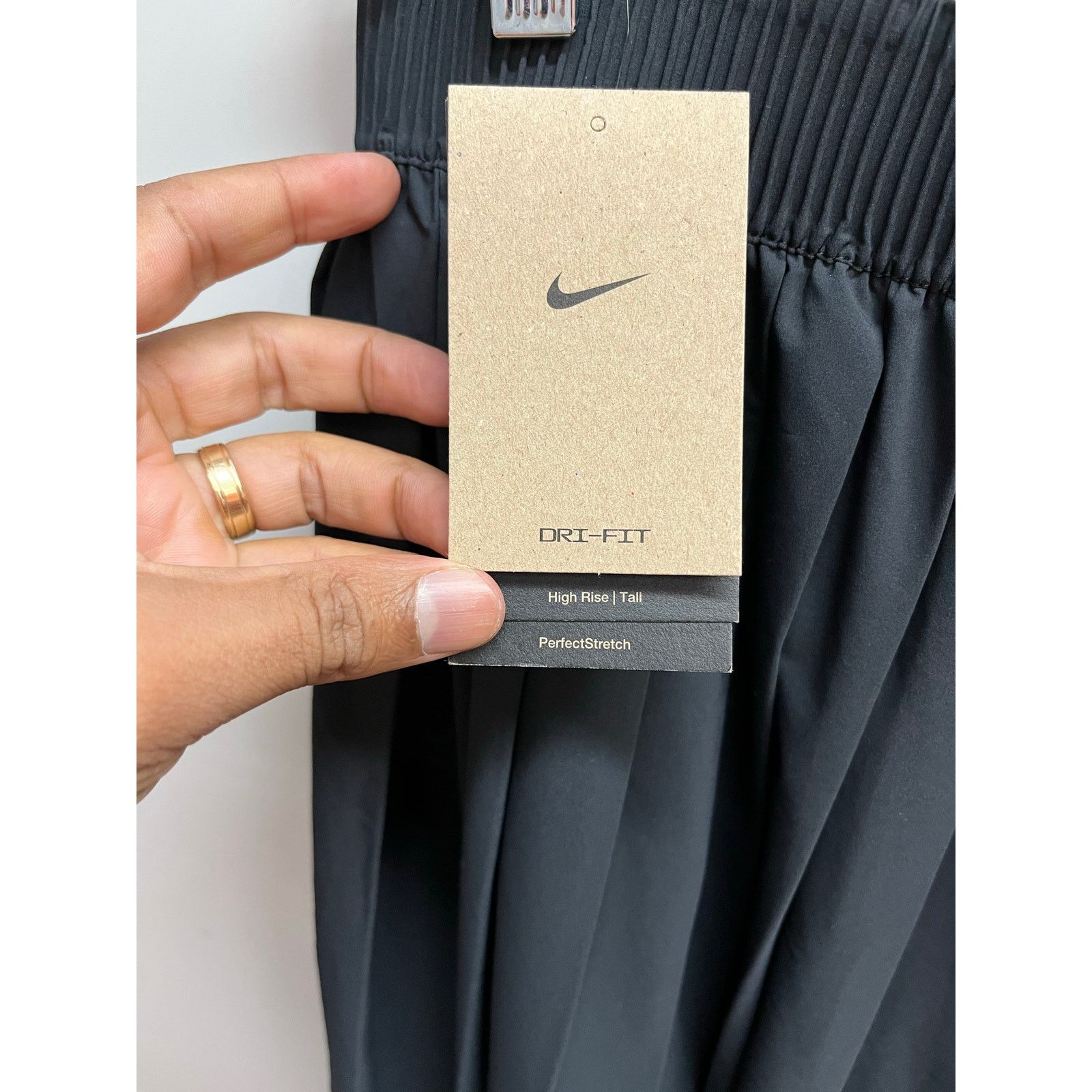 Nike Nike - 24.7 PerfectStretch Dri-FIT Pleated Skirt / L /black Size 30" / US 8 / IT 44 - 5 Thumbnail