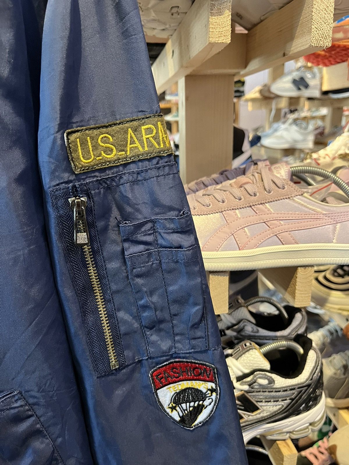 Japanese Brand Vintage Bomber Us Army Flight Jacket Size US XL / EU 56 / 4 - 3 Thumbnail