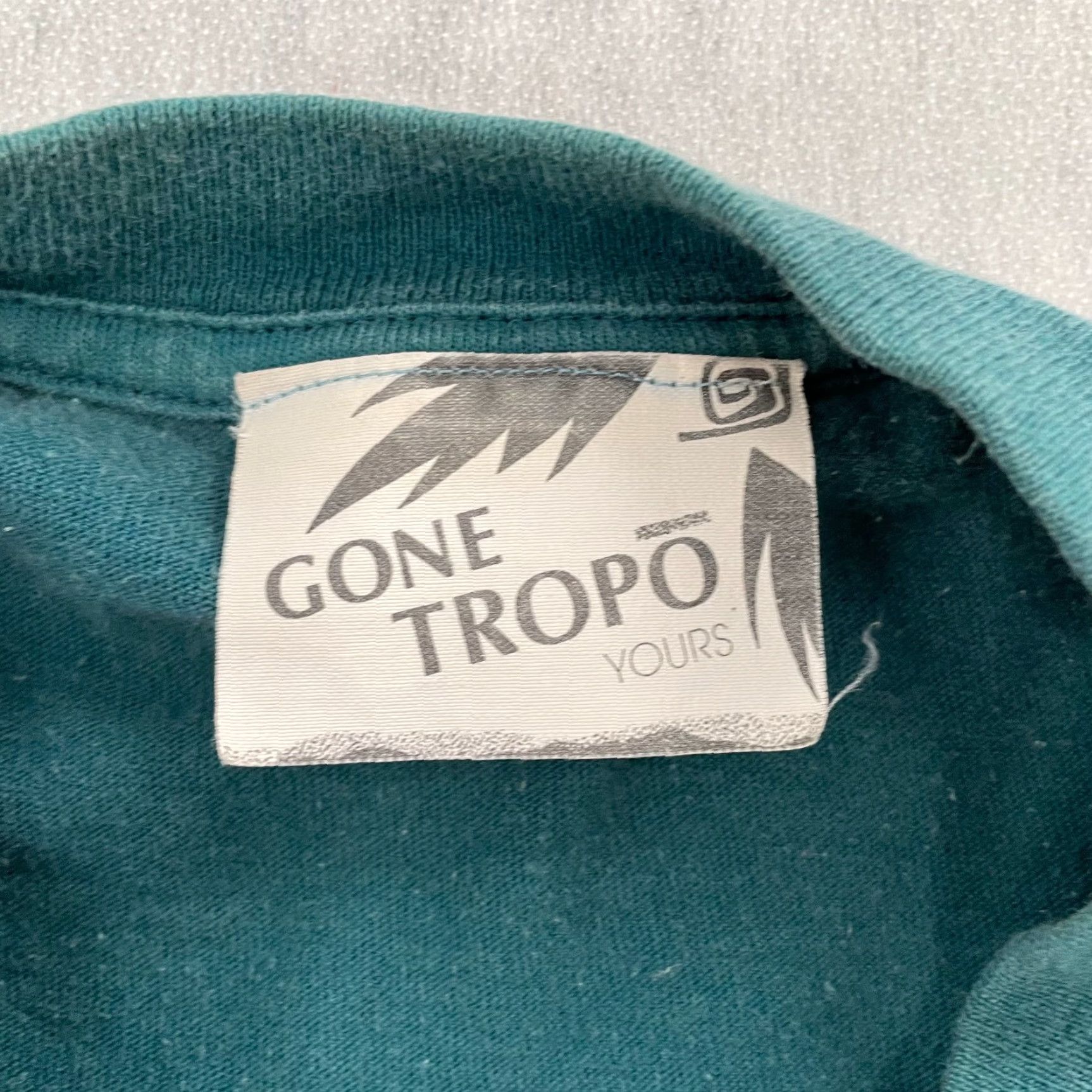 Logo 7 VINTAGE Gone Tropo Christian Brothers Napa Valley Shirt XL Green Logo 90s Mens Size US XL / EU 56 / 4 - 7 Thumbnail
