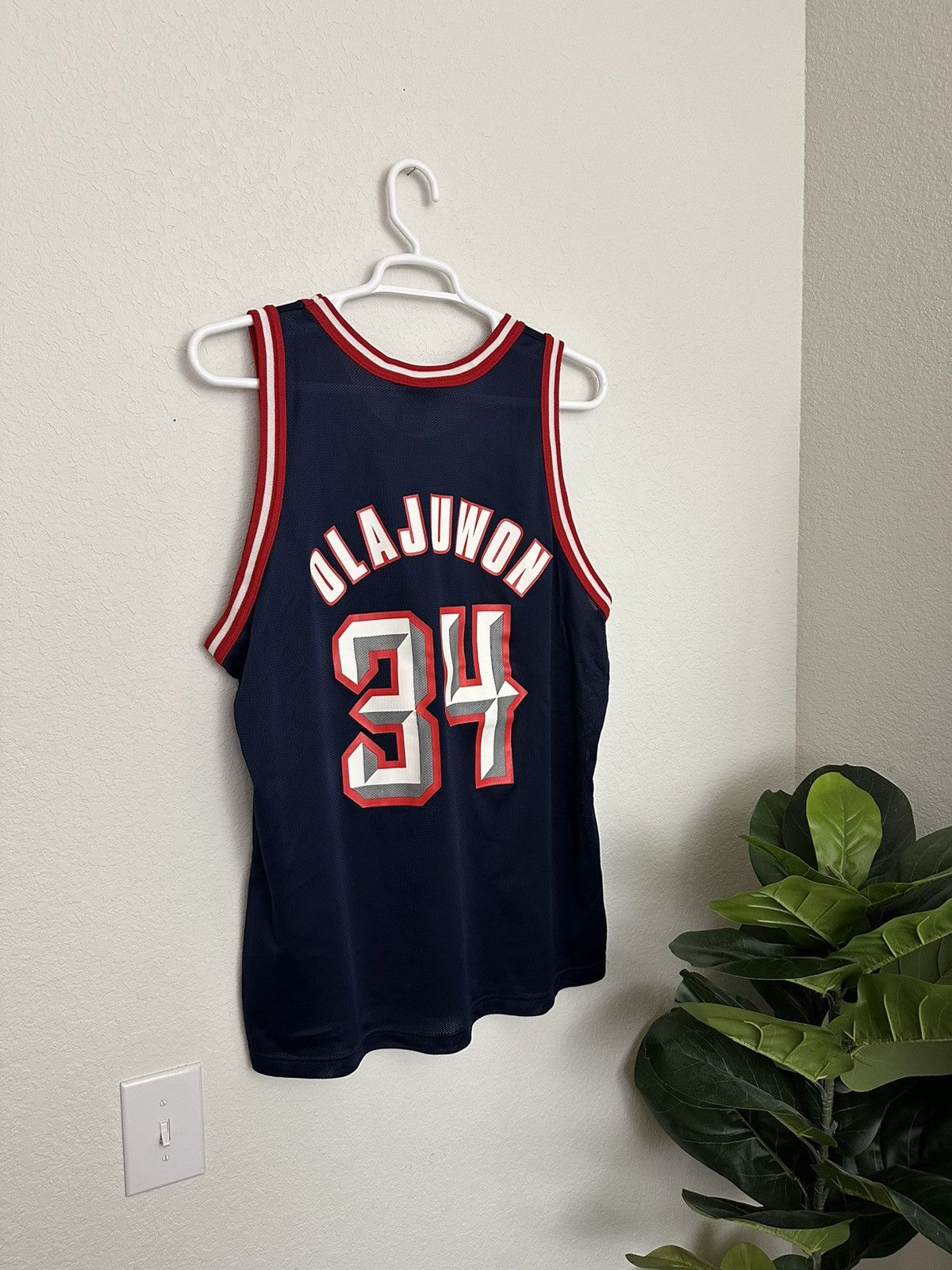 Champion × NBA × Vintage Vintage 90s Houston Rockets Hakeem Olajuwon Champion Jersey Size US XL / EU 56 / 4 - 10 Thumbnail