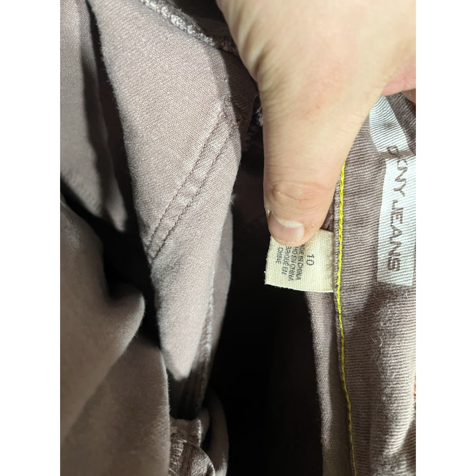 DKNY DKNY Jeans Soho Skinny Pink Jeans - Size 10 Regular Inseam 30 in Rise 9 in Denim Cotton Spandex 5-Pocket Womens" Size 32" / US 10 / IT 46 - 6 Thumbnail