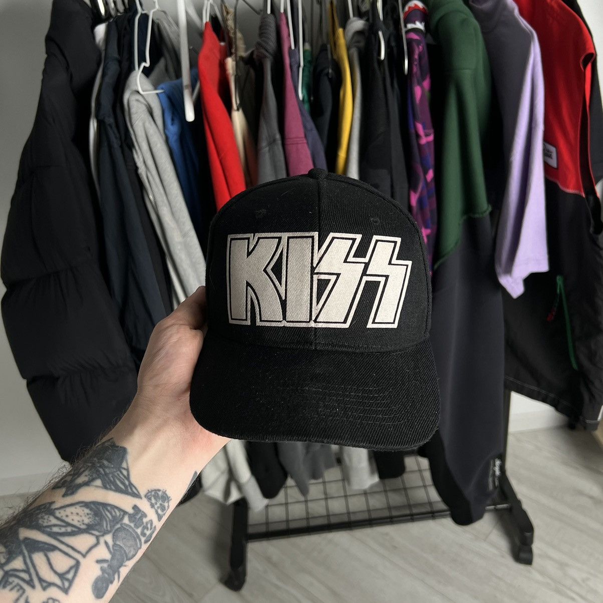 KISS KISS Truck Snapback Hat Size ONE SIZE - 1 Thumbnail