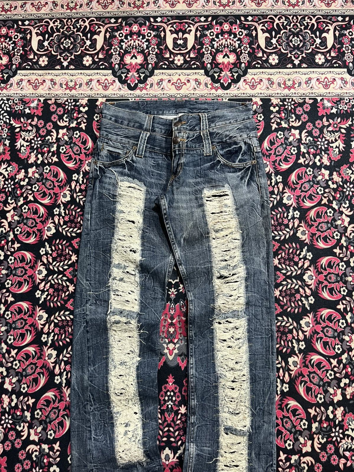 Hysteric Glamour Japanese Brand Daily News Double Waist Distressed Blue Jeans Size US 33 - 3 Thumbnail