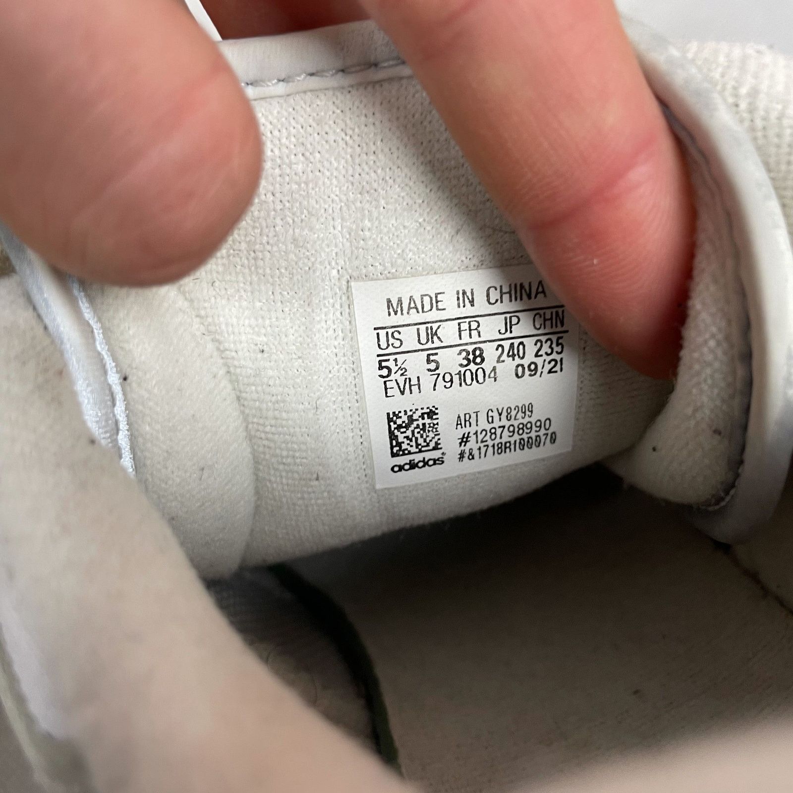 Adidas Adidas Forum Low Mens Off White Silver Metallic Sneakers 5.5 Size US 5.5 / EU 38 - 13 Thumbnail
