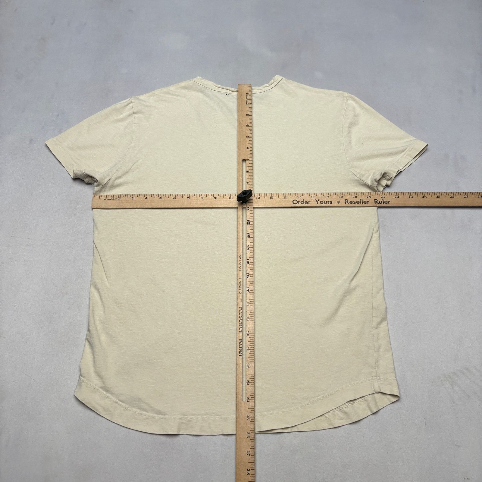 Buck Mason Buck Mason Slub Curved Hem T Shirt Men's M Quiet Luxury Size US M / EU 48-50 / 2 - 3 Thumbnail