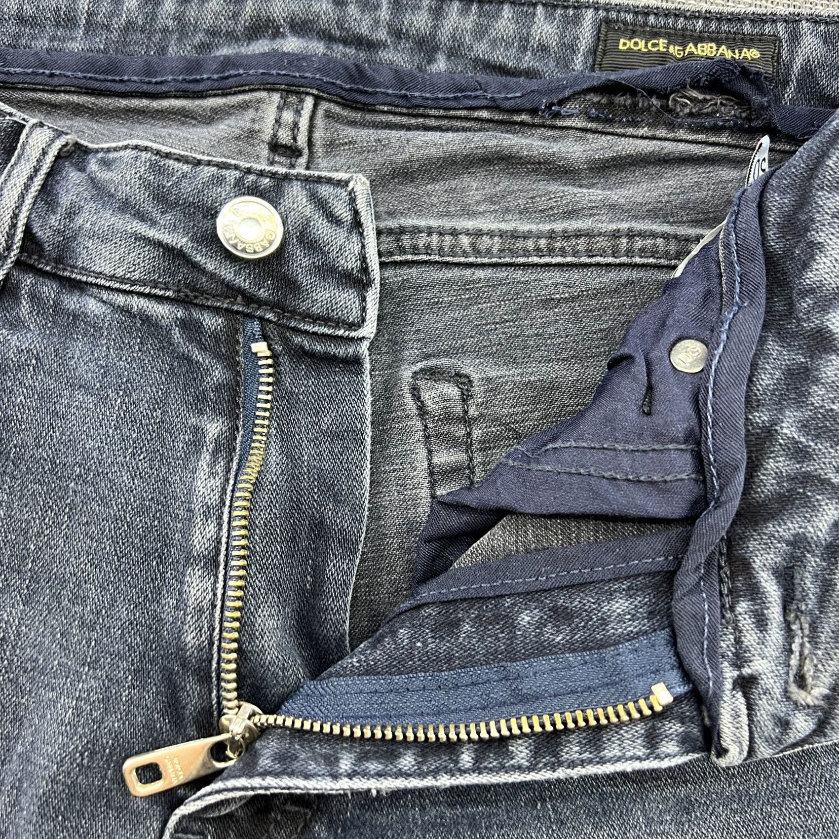 Dolce & Gabbana Dolce&Gabbana Jeans Womens 32x29 Blue Straight Mid Rise Denim Cotton 32 Regular Inseam 29 Vintage: No Womens Jeans Country of Origin: Italy 90s? Size 24" / US 00 / IT 34 - 3 Thumbnail