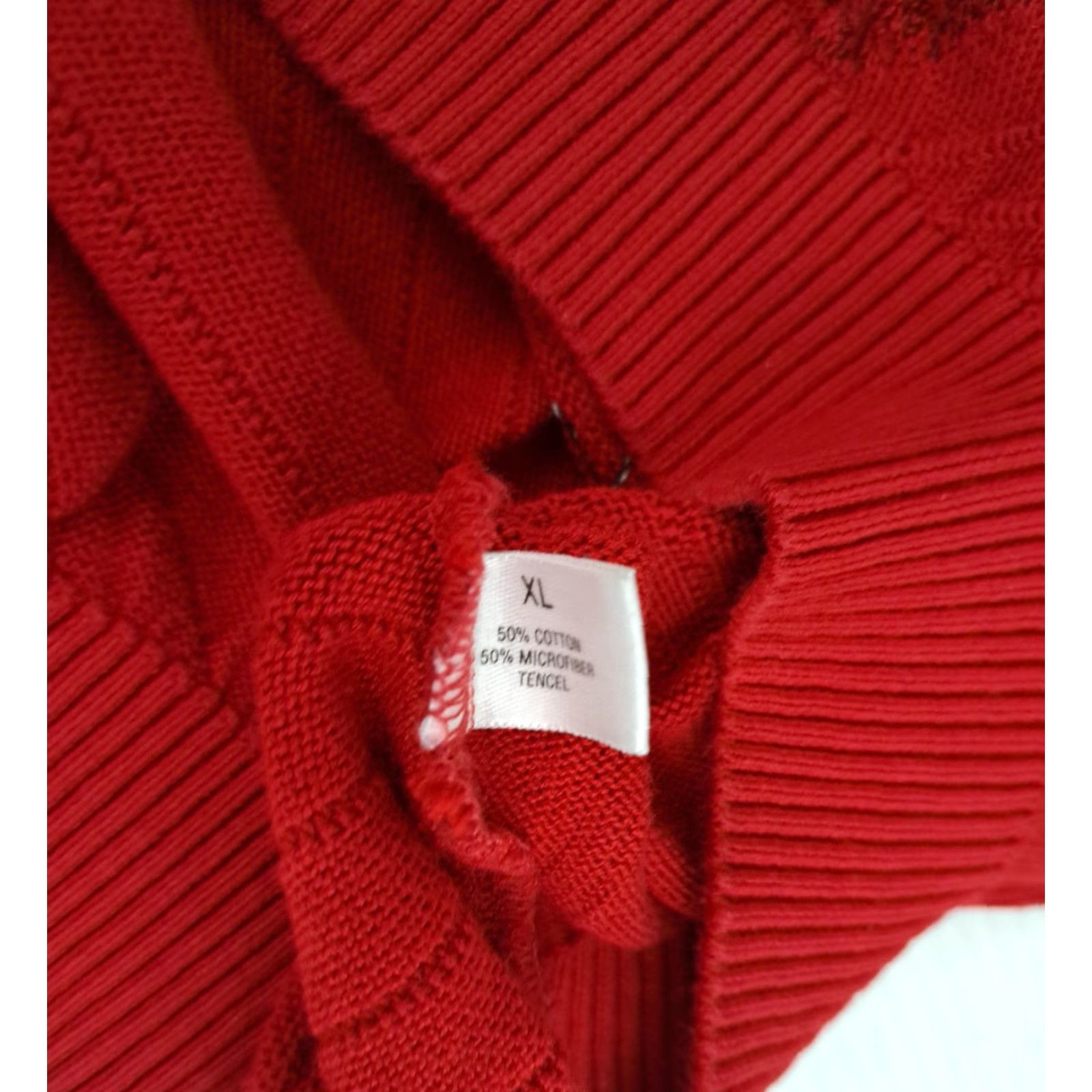X-LARGE VINTAGE Red Ribbed Geometric Knit Sweater St. Croix XL Men Pullover Crew Neck Knit Cotton Short Description: 27in long 25in pit to pit Size US XL / EU 56 / 4 - 5 Thumbnail