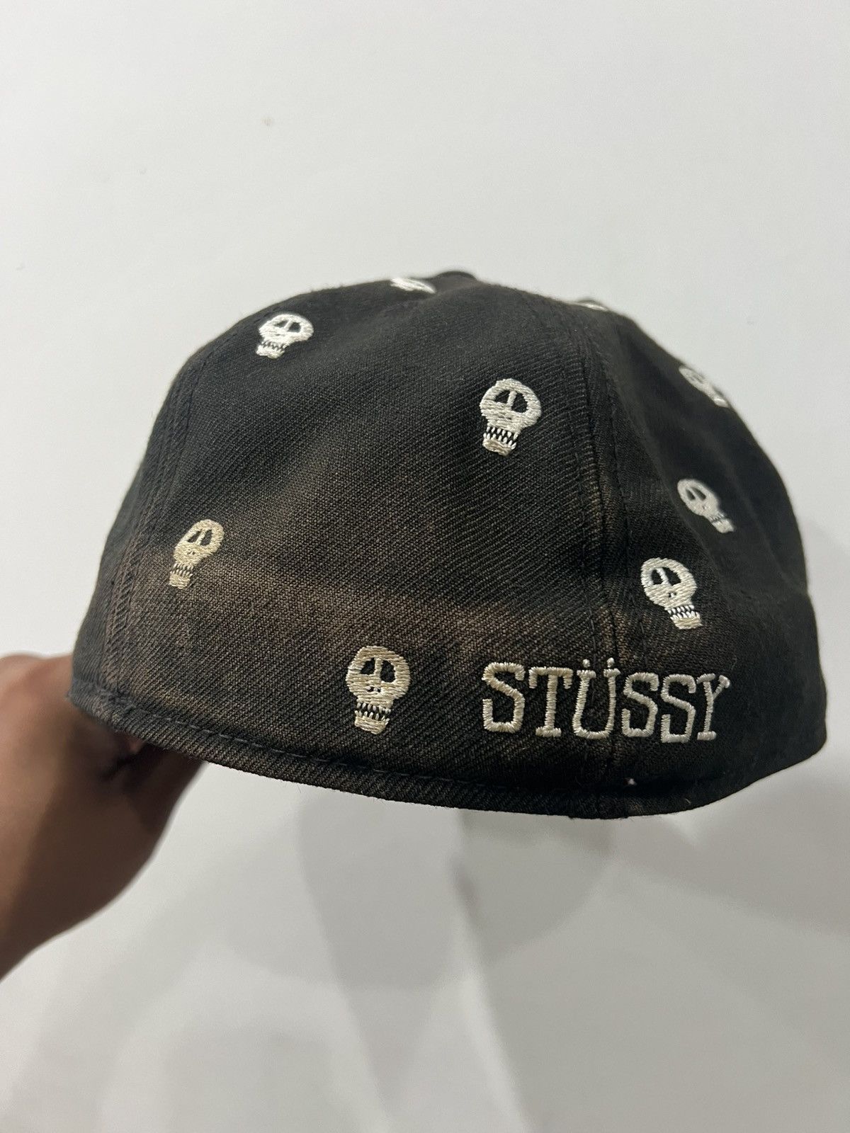 New Era × Stussy Vintage Y2K Stussy Skulls x New Era Fitted Cap Size ONE SIZE - 8 Thumbnail
