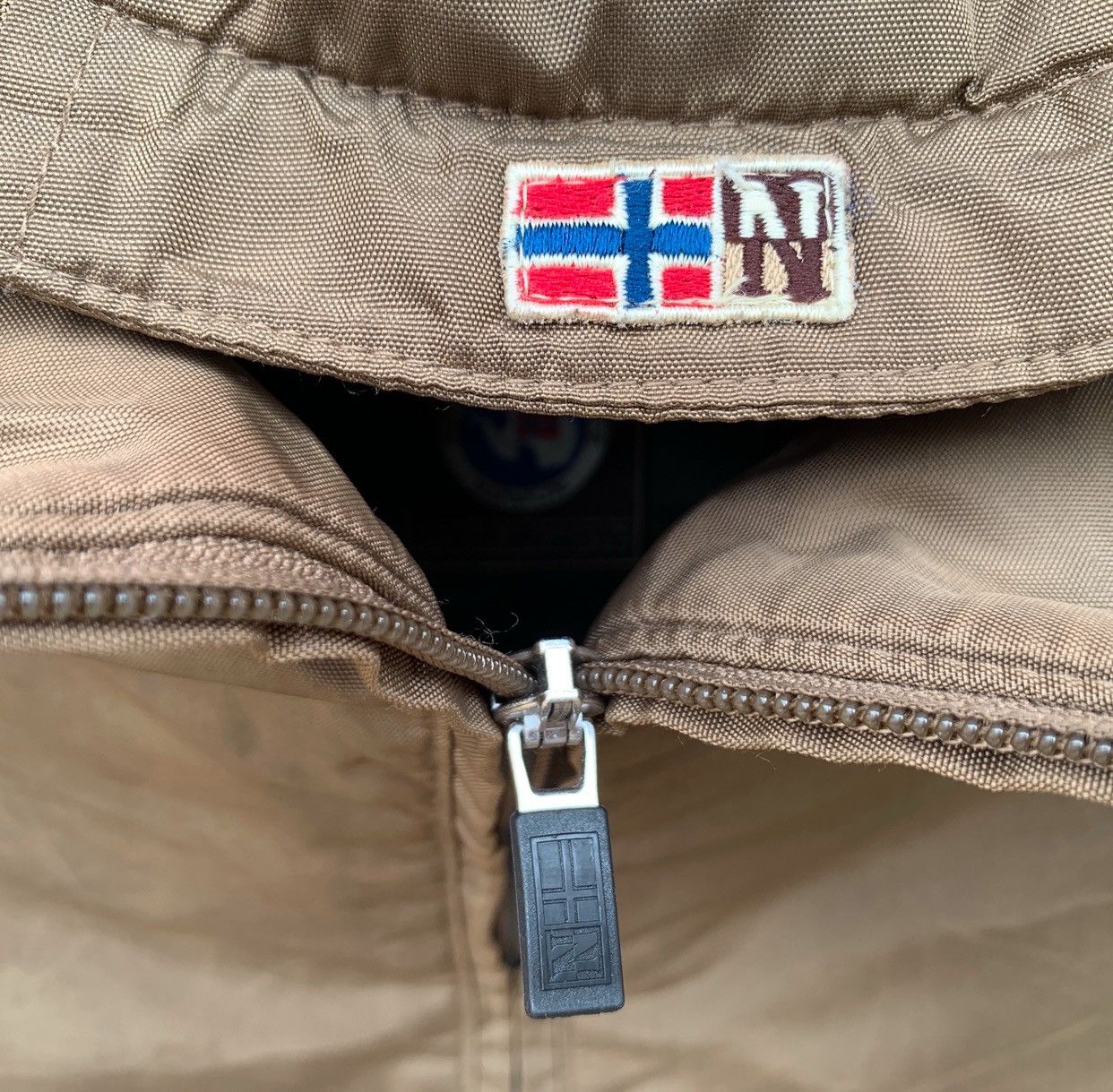 Napapijri NAPAPIJRI GEOGRAPHIC RAINFOREST ANORAK NYLON JACKET BROWN Size US XL / EU 56 / 4 - 14 Thumbnail