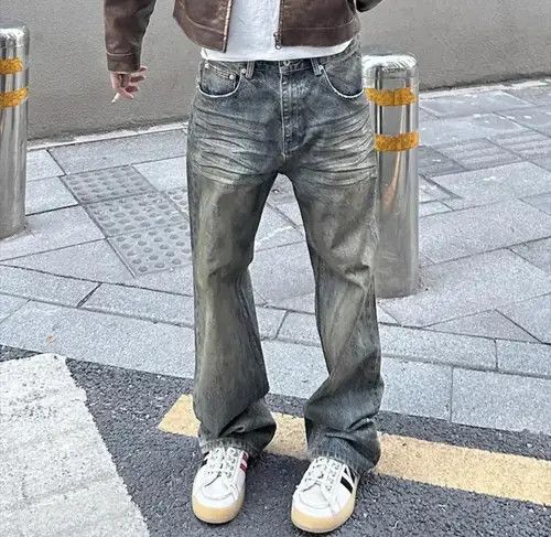 Washed Dirty Baggy Blue Jeans