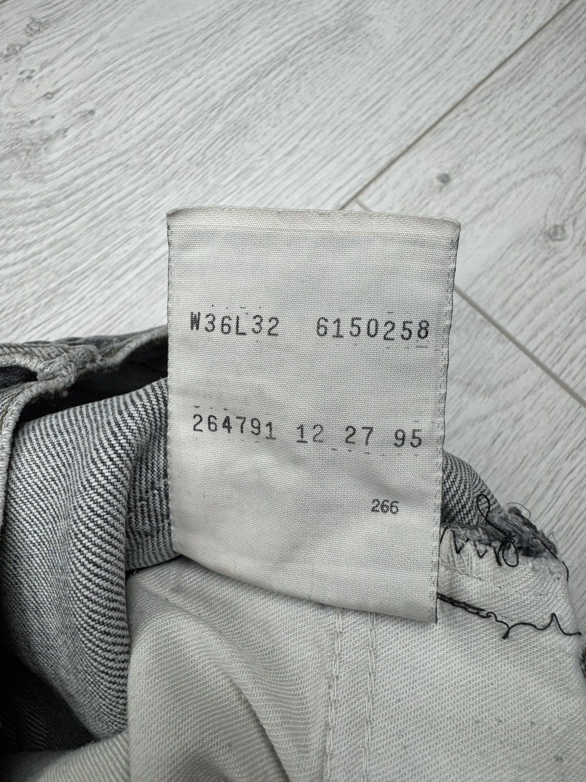 Levi's × Vintage Vintage 90s Levis Orange Tab Distressed Denim Pant Jeans Size US 36 / EU 52 - 9 Thumbnail