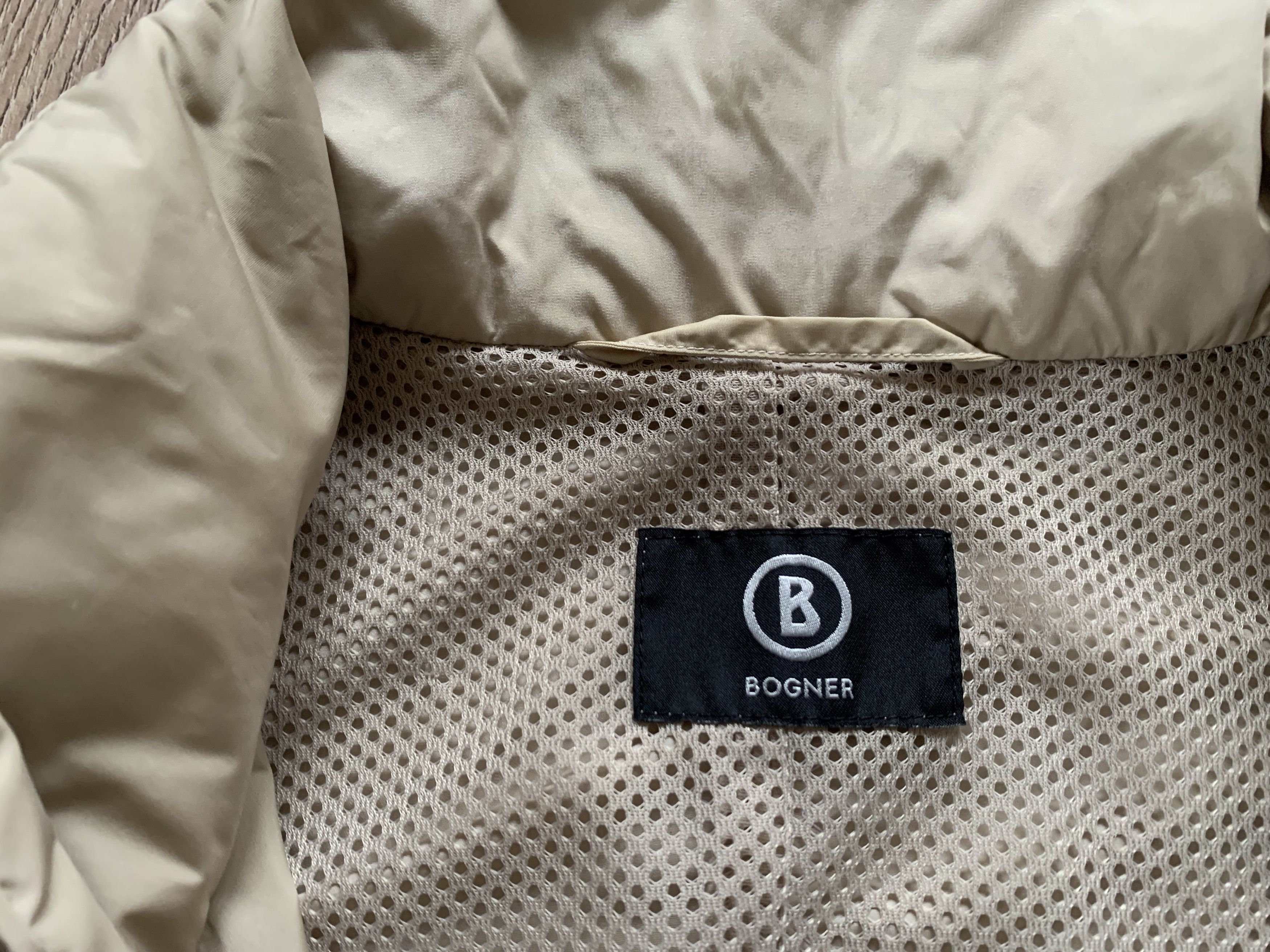Bogner Bogner Womens Nylon Light Jacket With Hood Size M / US 6-8 / IT 42-44 - 6 Thumbnail