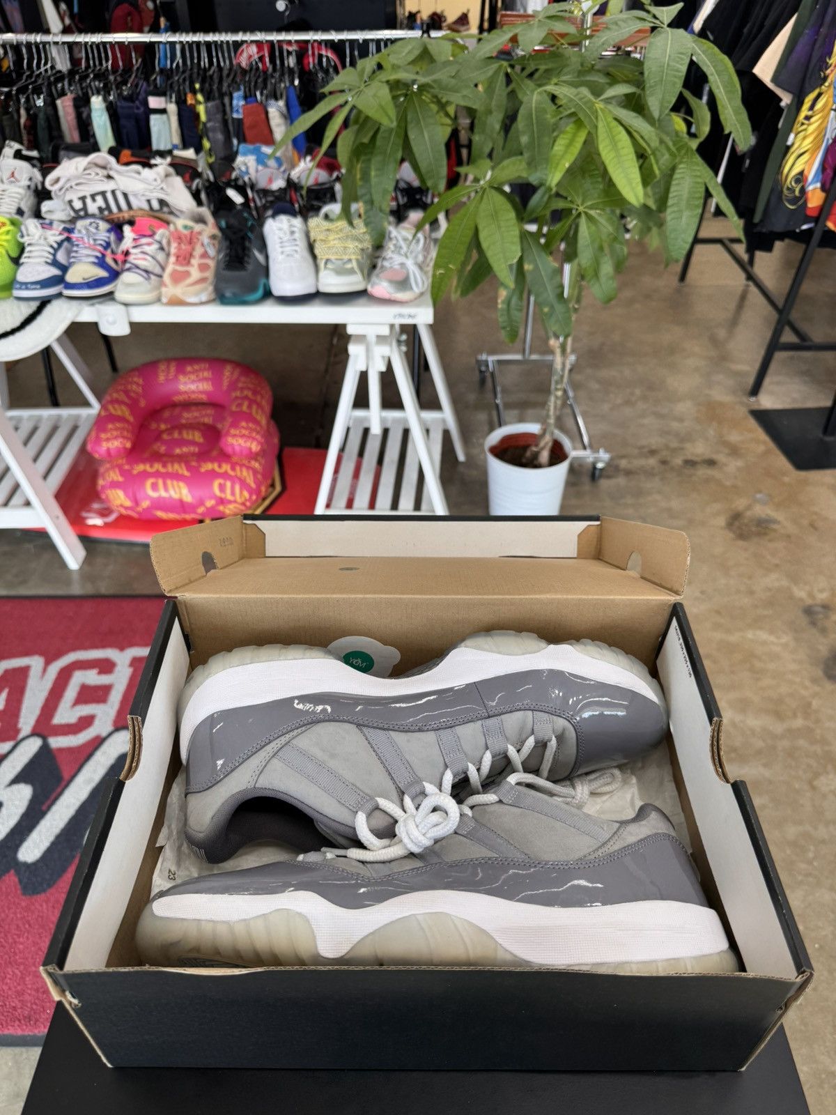 Jordan Brand Air Jordan 11 Low Cool Grey Size 11.5 (2018) Size US 11.5 / EU 44-45 - 11 Thumbnail