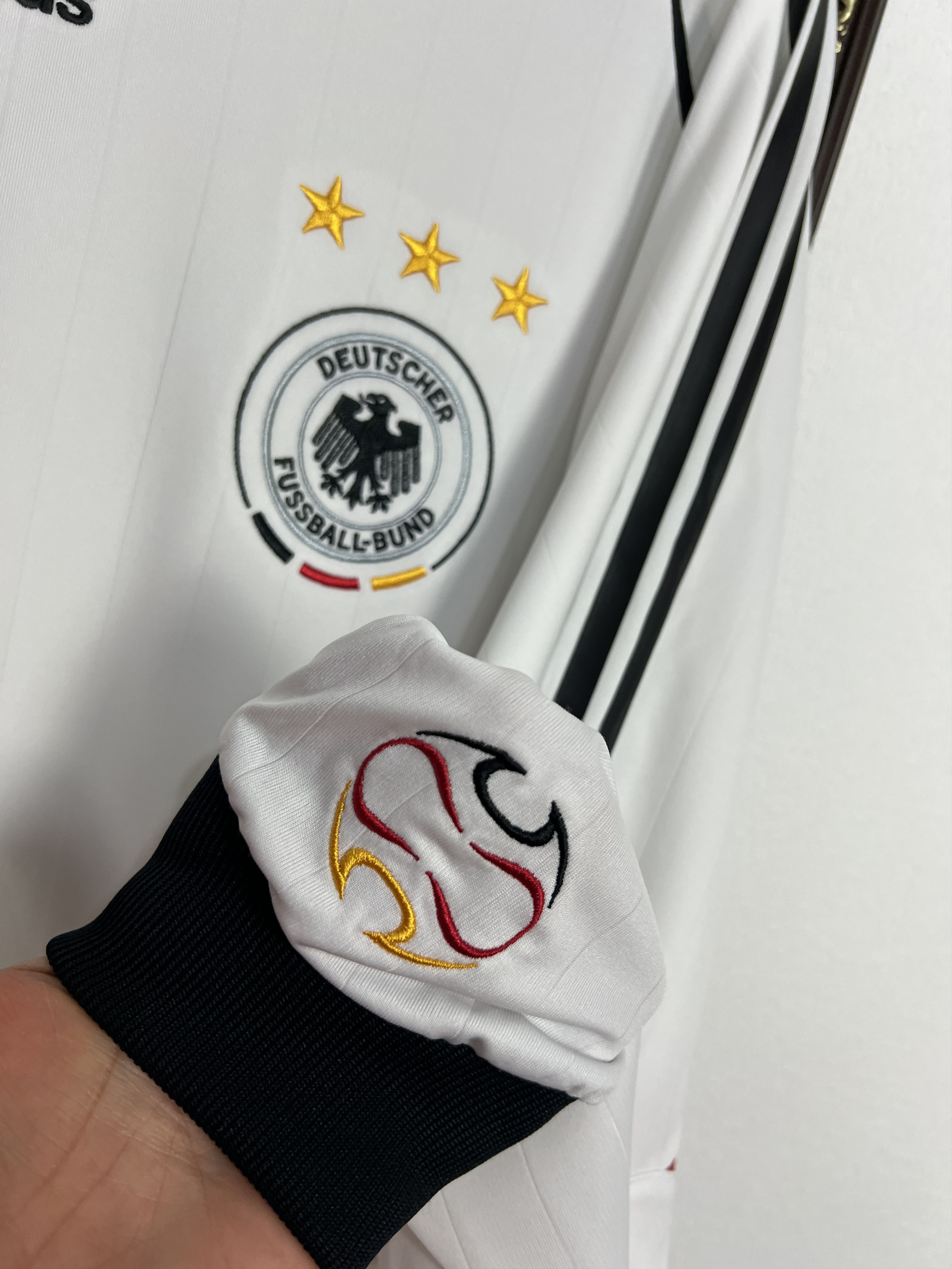 Adidas Germany football shirt Player Long Sleeve Jersey Trikot Size US XL / EU 56 / 4 - 5 Thumbnail