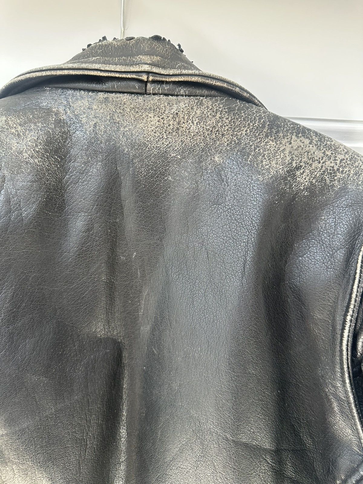 Other Distressed vintage leather jacket Size US M / EU 48-50 / 2 - 8 Thumbnail