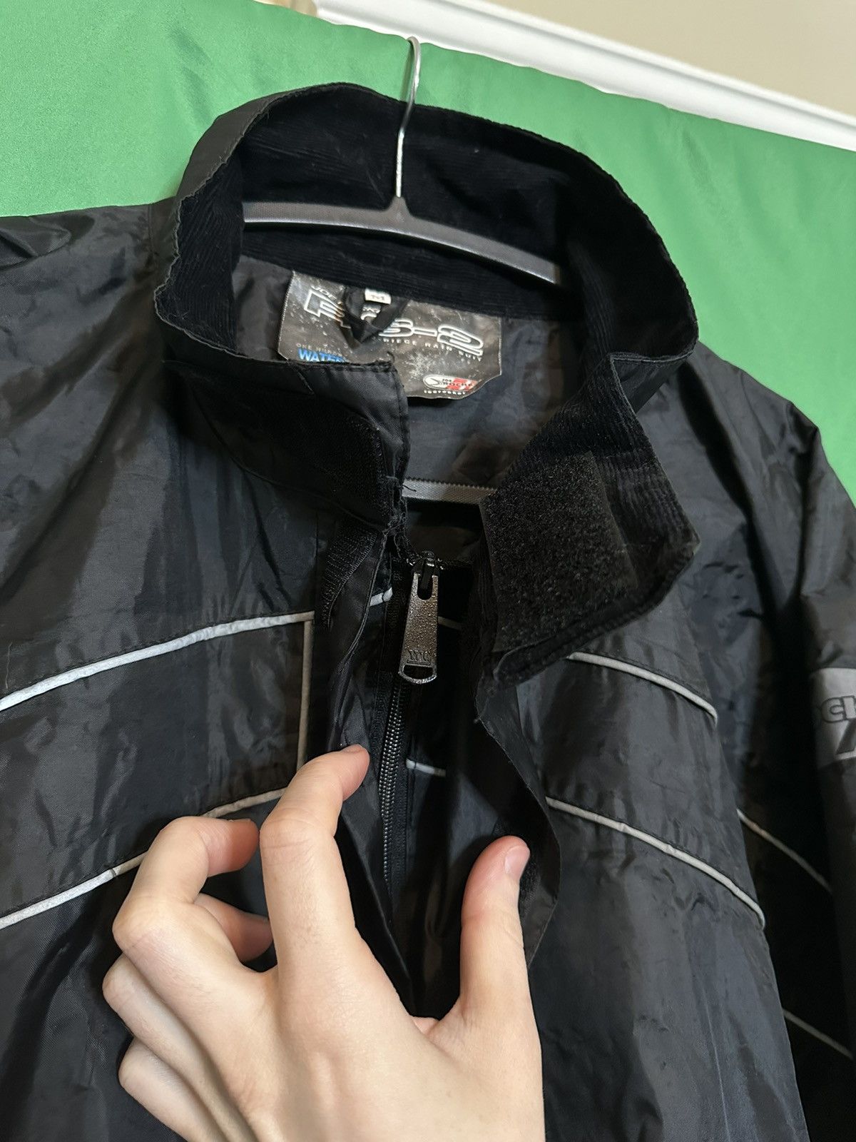 Joe Rocket RS-2 zip-up waterproof reflective motorcycle rain jacket Size US M / EU 48-50 / 2 - 10 Thumbnail