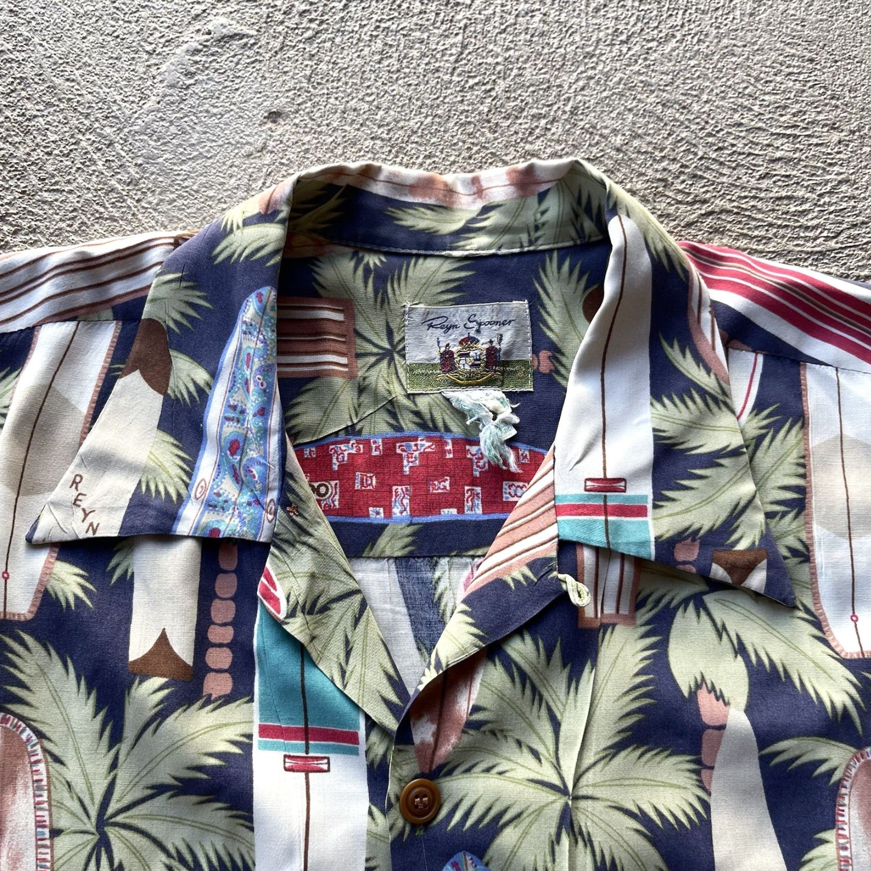 Reyn Spooner REYN SPOONER Shirt Mens Large Blue Button Up Hawaiian Beach Rayon Floral Short Sleeve Button-Front Collared Button-Up Casual Size US L / EU 52-54 / 3 - 3 Thumbnail